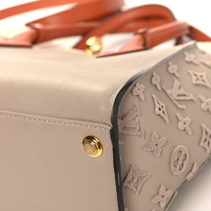 Louis Vuitton Calfskin Monogram Tufting On My Side Galet 9 of 11