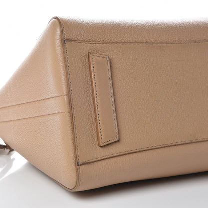 Givenchy Sugar Goatskin Medium Antigona Nude 5 of 21