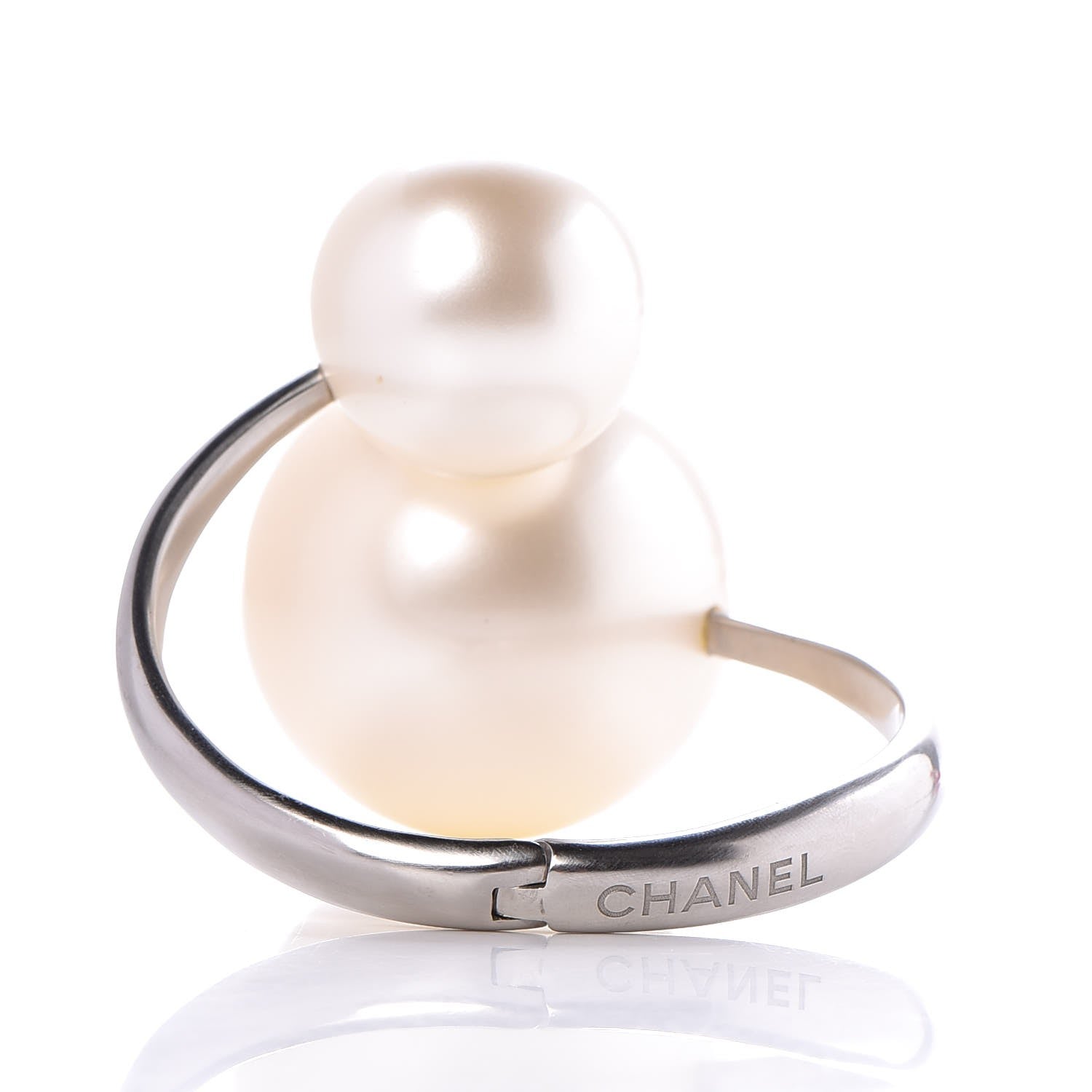 Chanel Double Pearl Cuff Silver 3 of 6