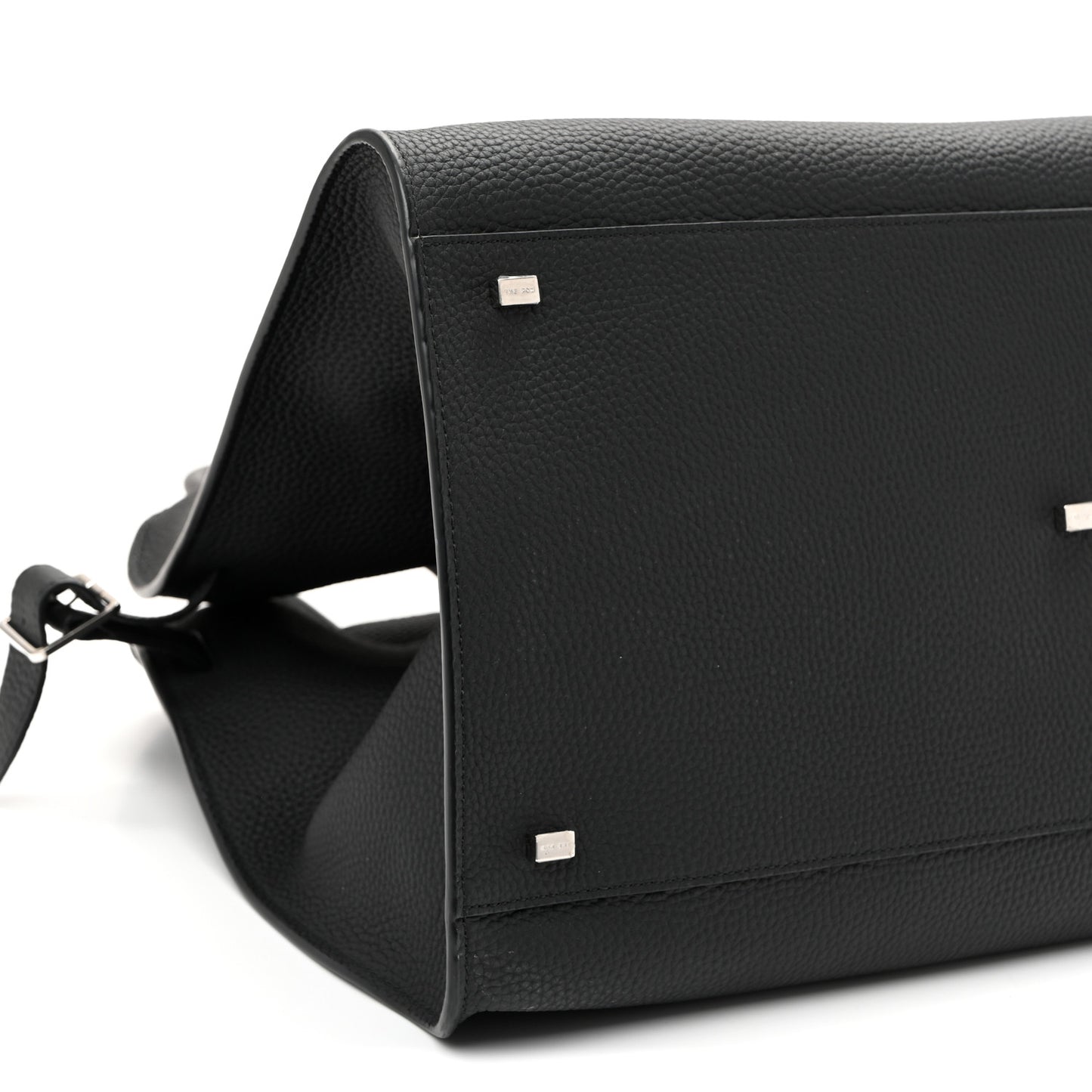 Grained Calfskin Soft Margaux 17 Black