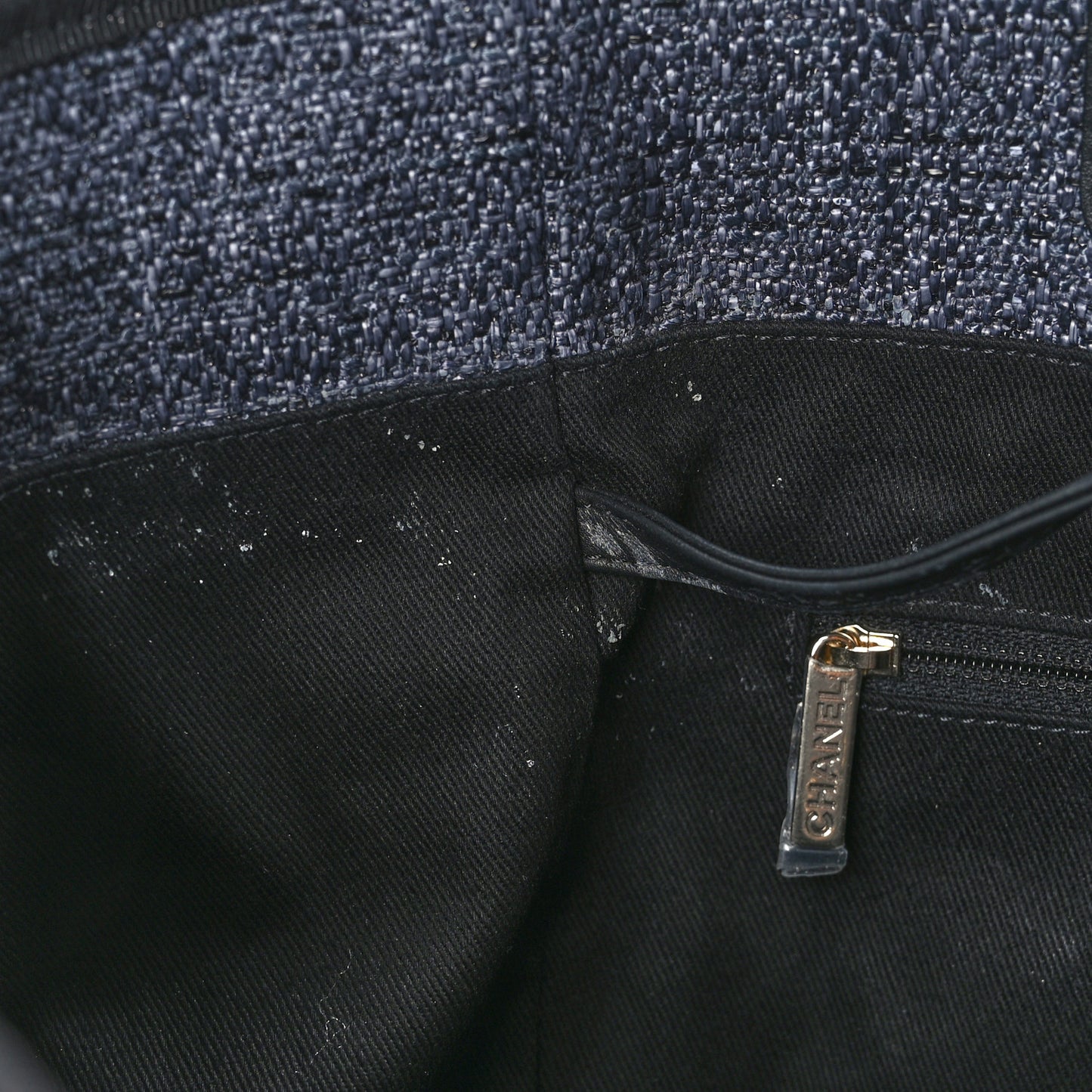 Lurex Boucle Medium Deauville Tote Black