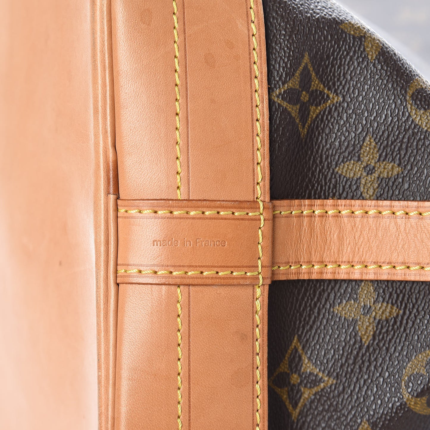 Monogram Noe