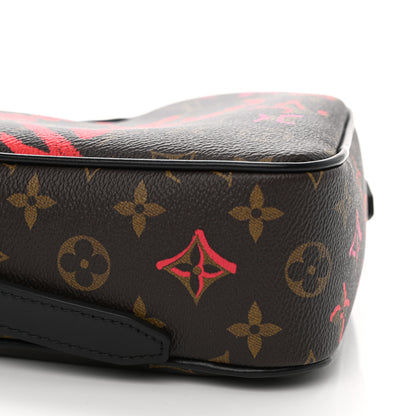 Louis Vuitton Monogram Fall In Love Sac Coeur 8 of 10