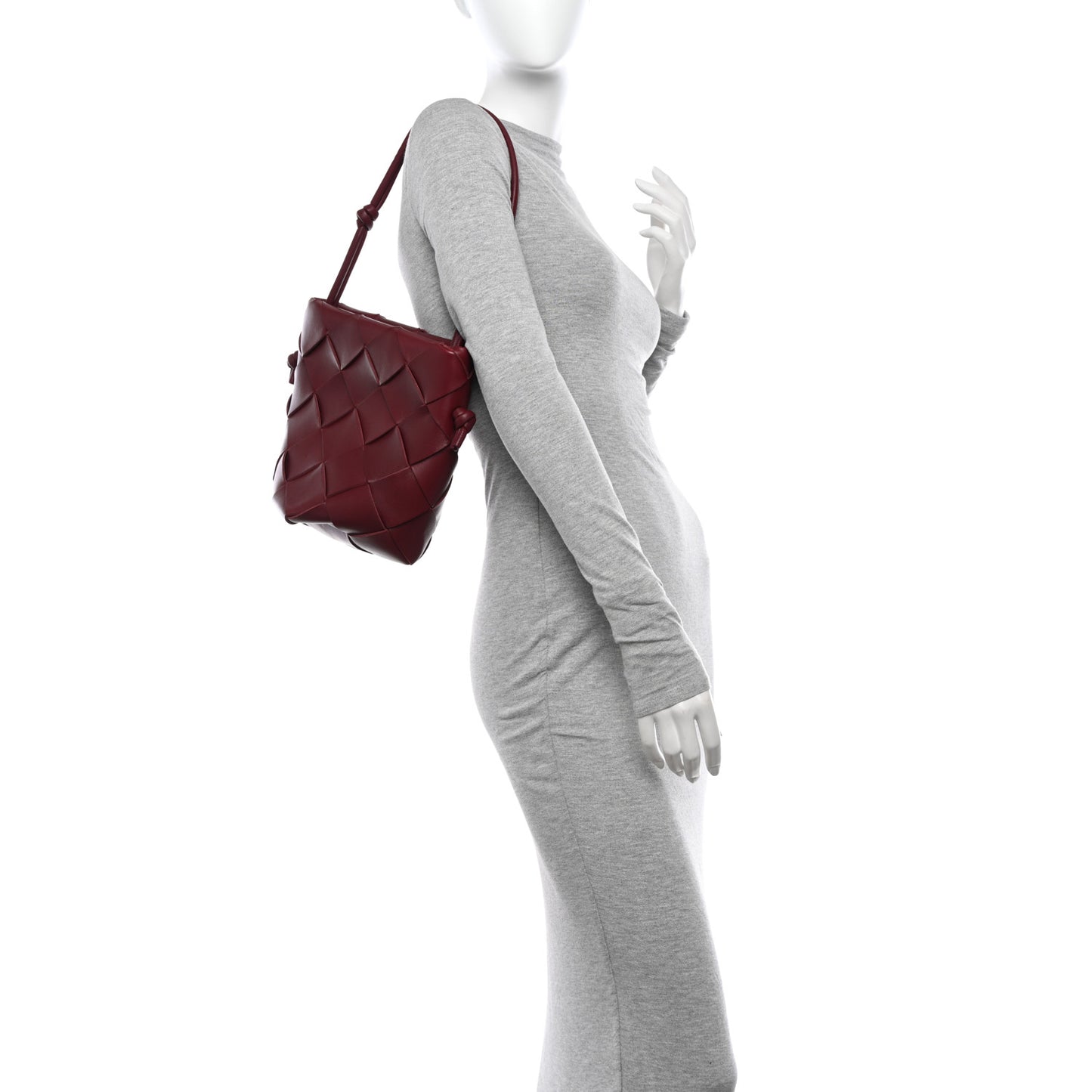 Nappa Maxi Intrecciato Clasp Bucket Bag Bordeaux
