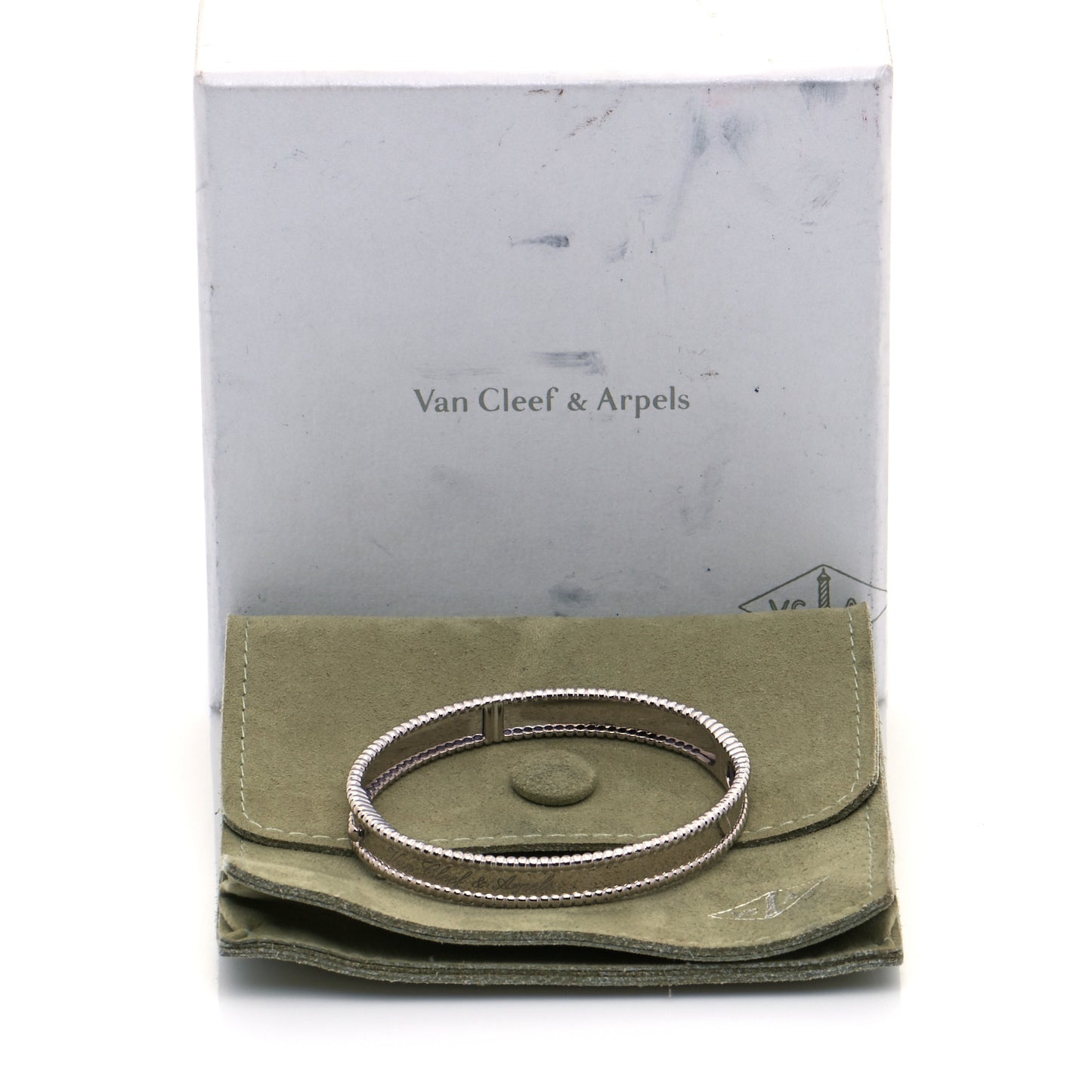 18K White Gold Perlee Signature Bangle Bracelet S