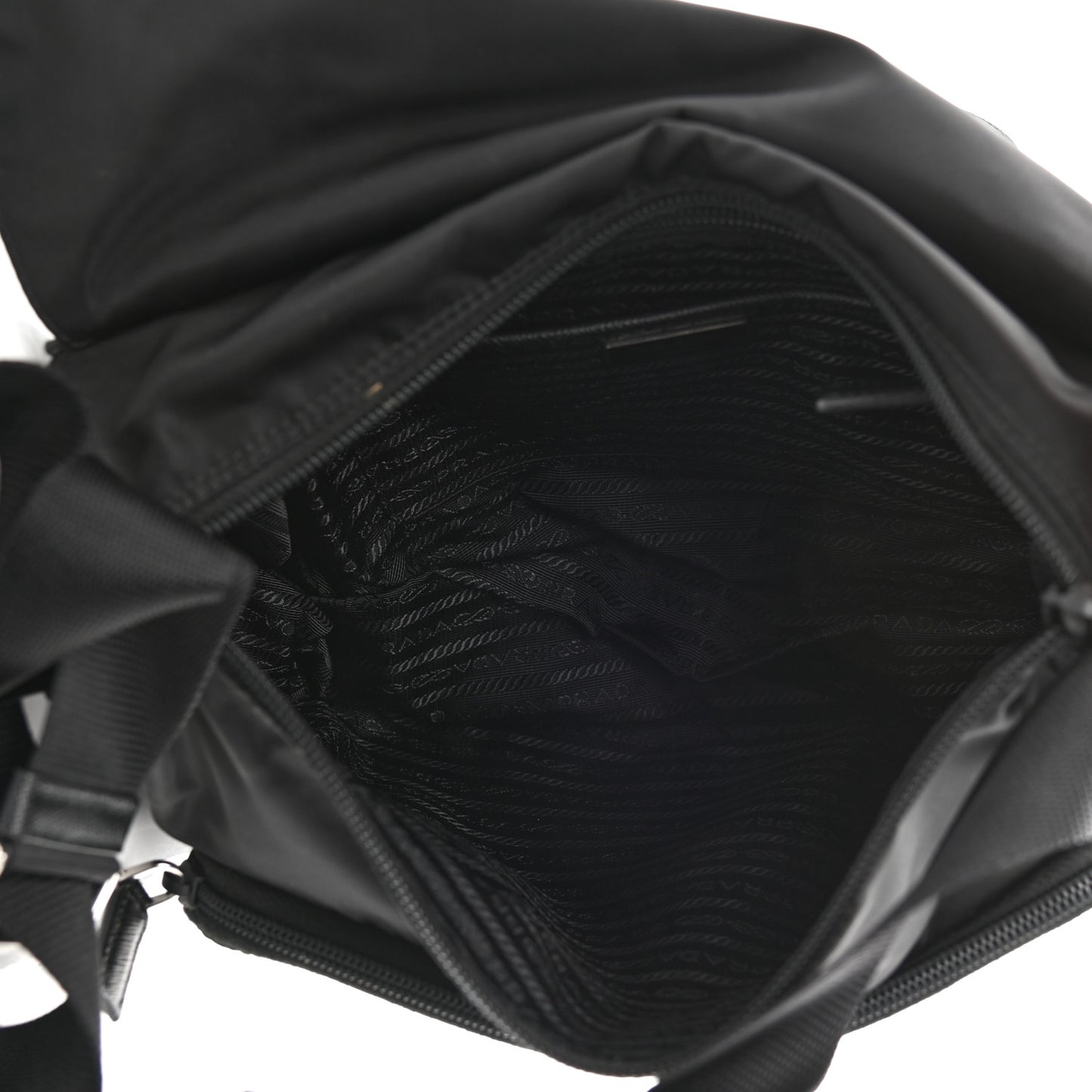 Tessuto Nylon Saffiano Vela Messenger Bag Black