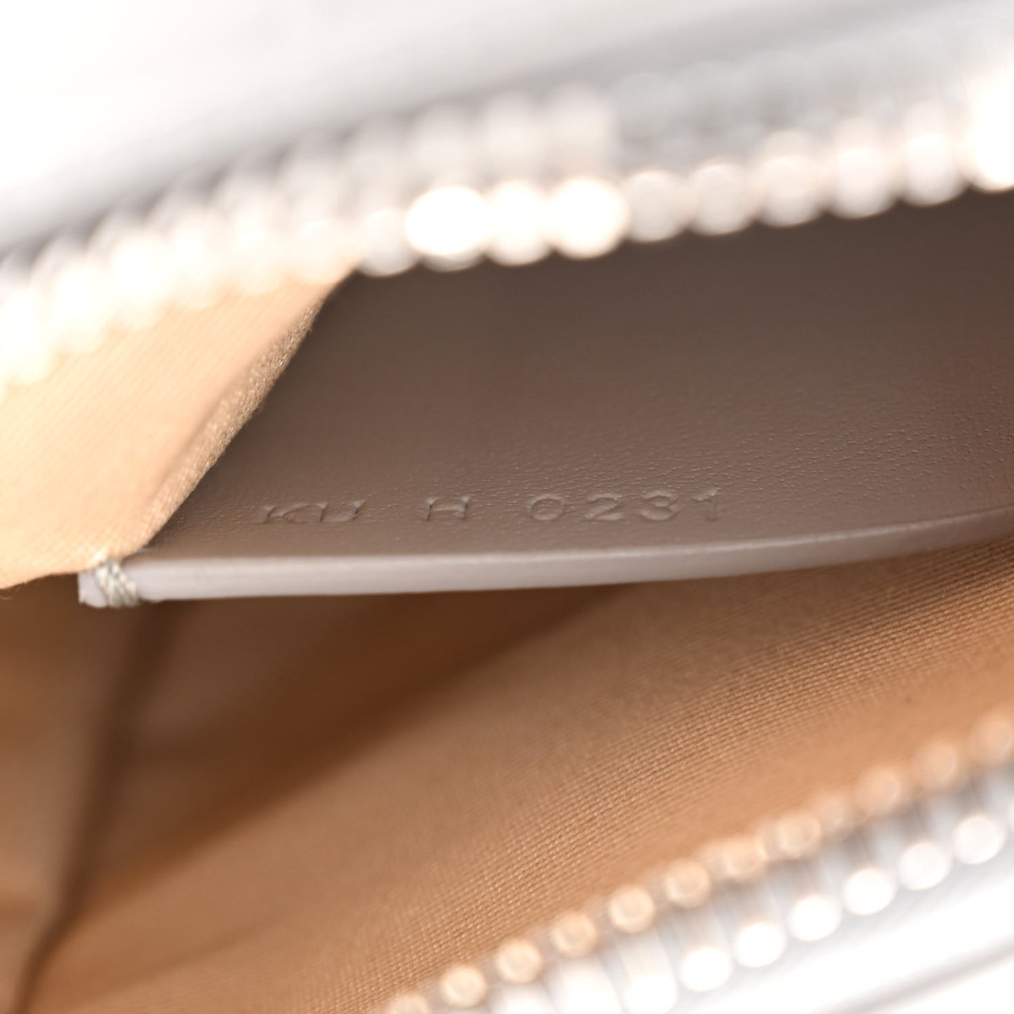 Sugar Goatskin Nano Antigona Pearl Grey