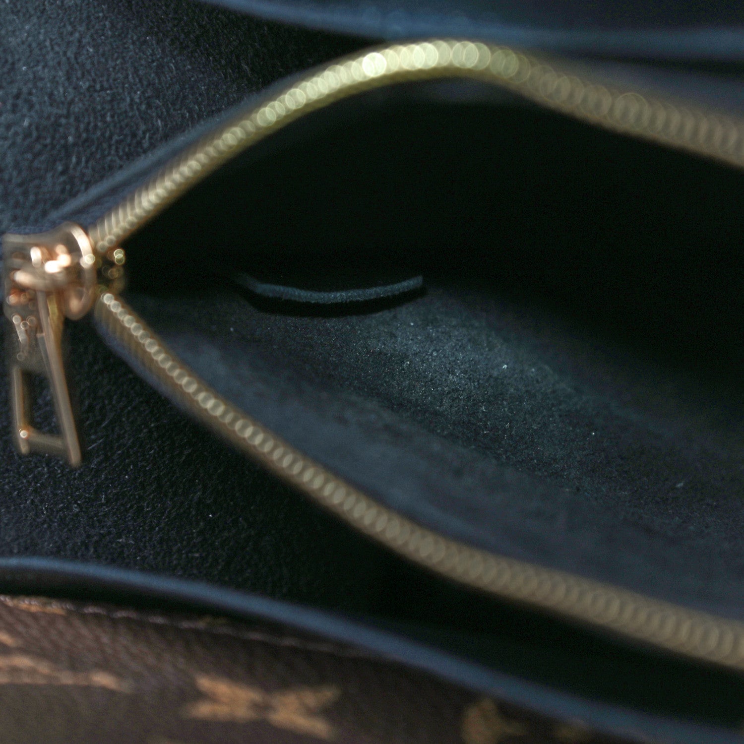 Louis Vuitton Monogram Double V Black 7 of 11