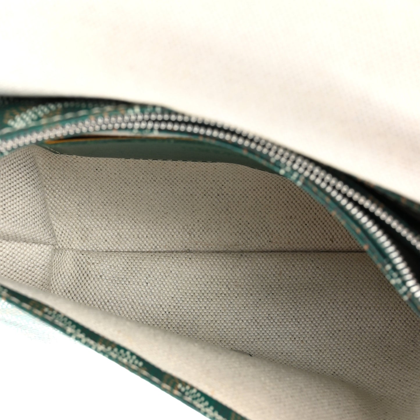 Goyardine Plumet Wallet Clutch Green