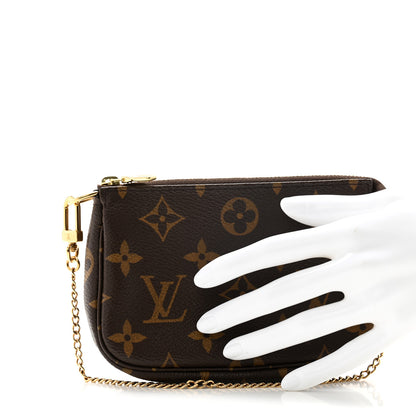 Louis Vuitton Monogram Mini Pochette Accessories 2 of 11