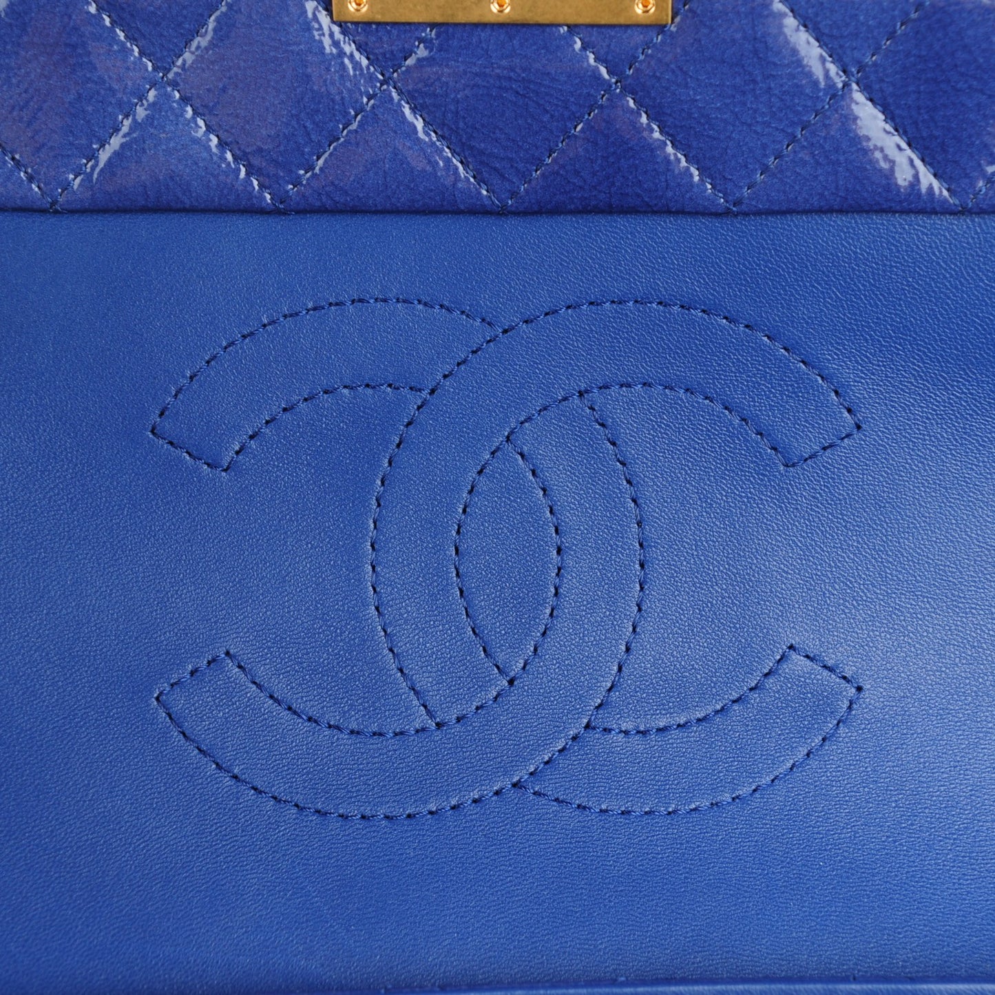 Patent Quilted 3 Pocket Accordion Flap Navy