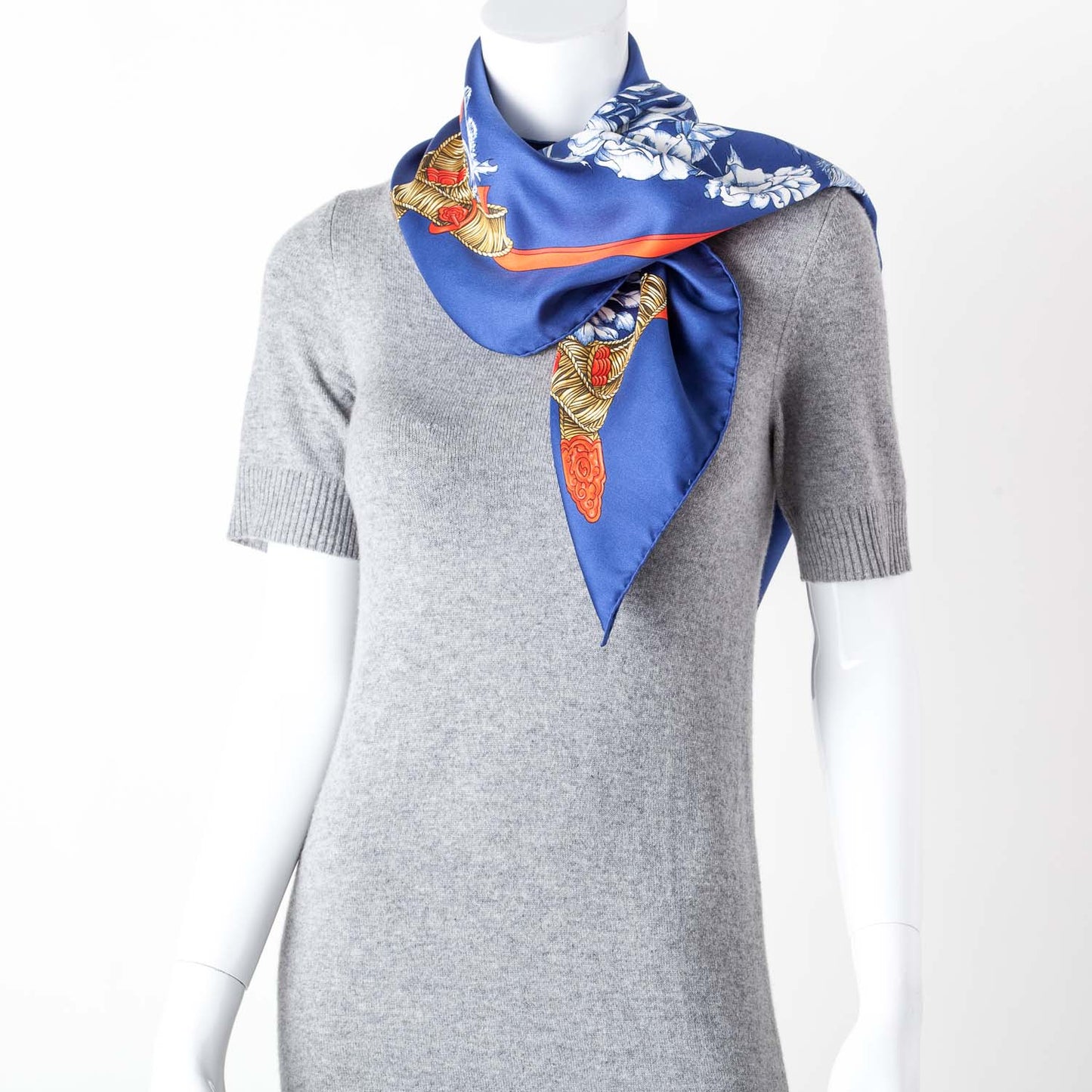 Silk Regina Scarf 90