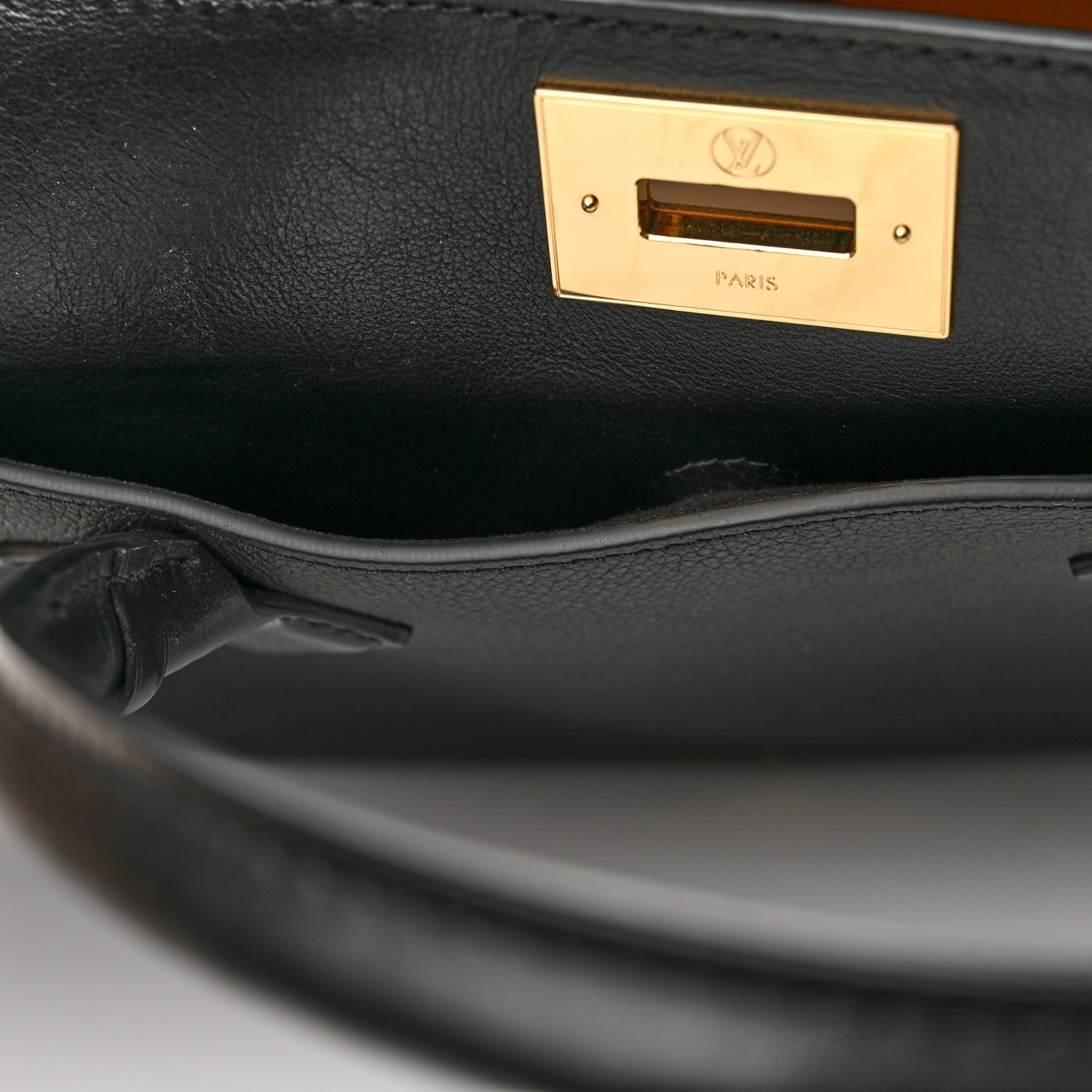 Louis Vuitton Calfskin Monogram Tufting On My Side Black 10 of 10