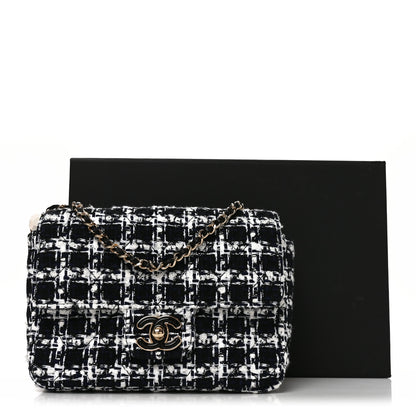 Chanel Tweed Resin Quilted Mini Heart Square Flap Navy White Black 11 of 11