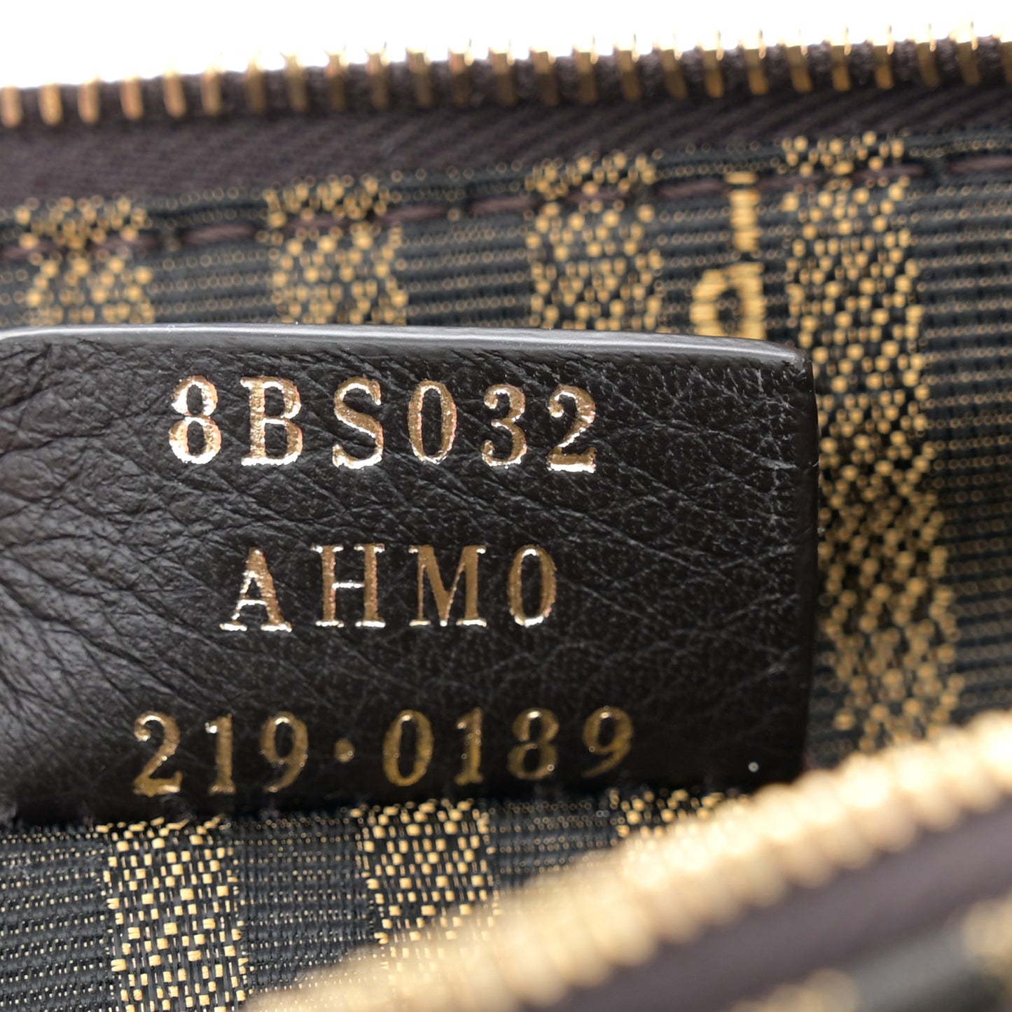 Vitello Palmellato Wallet on Chain with Pouches Tartufo