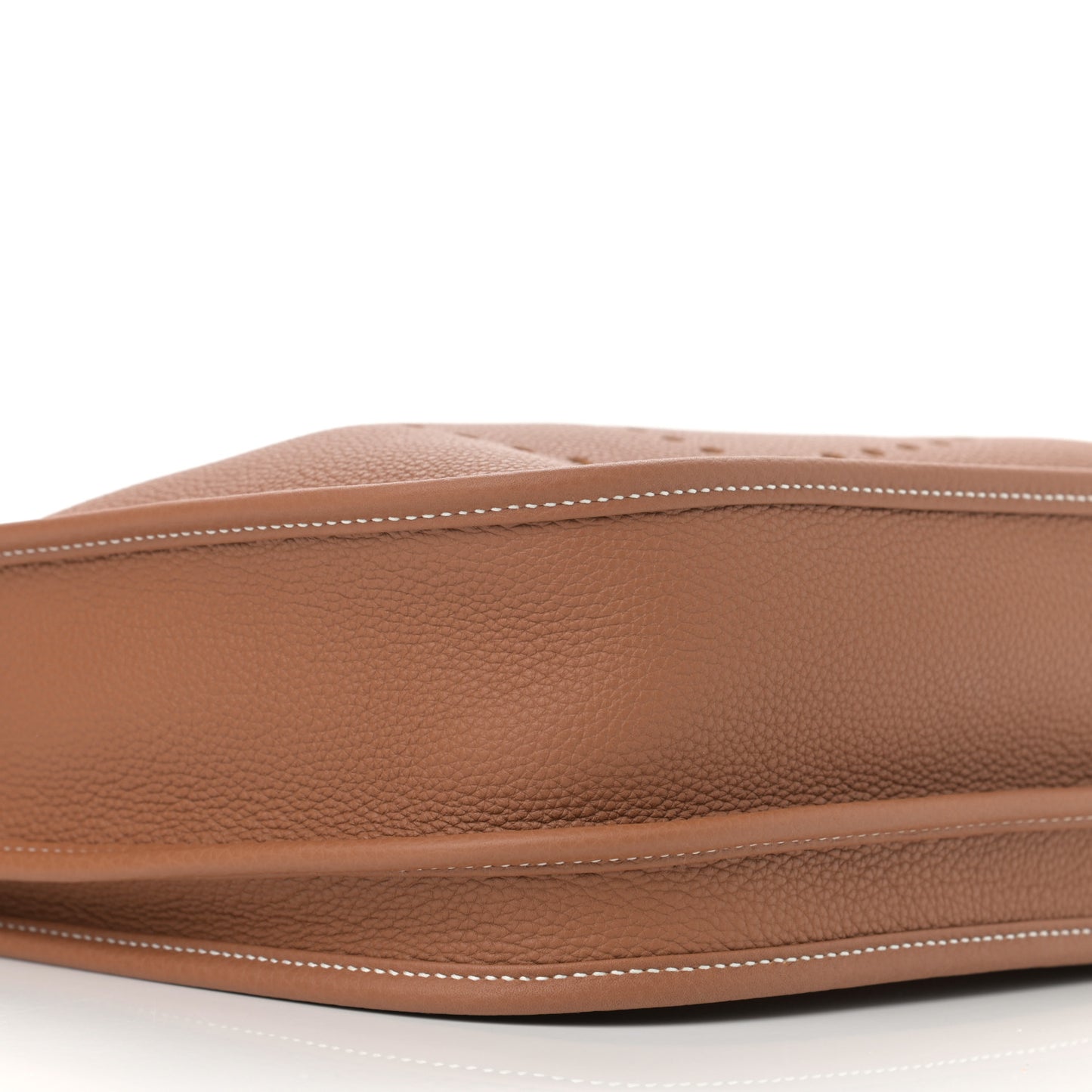 Taurillon Clemence Evelyne III PM Gold