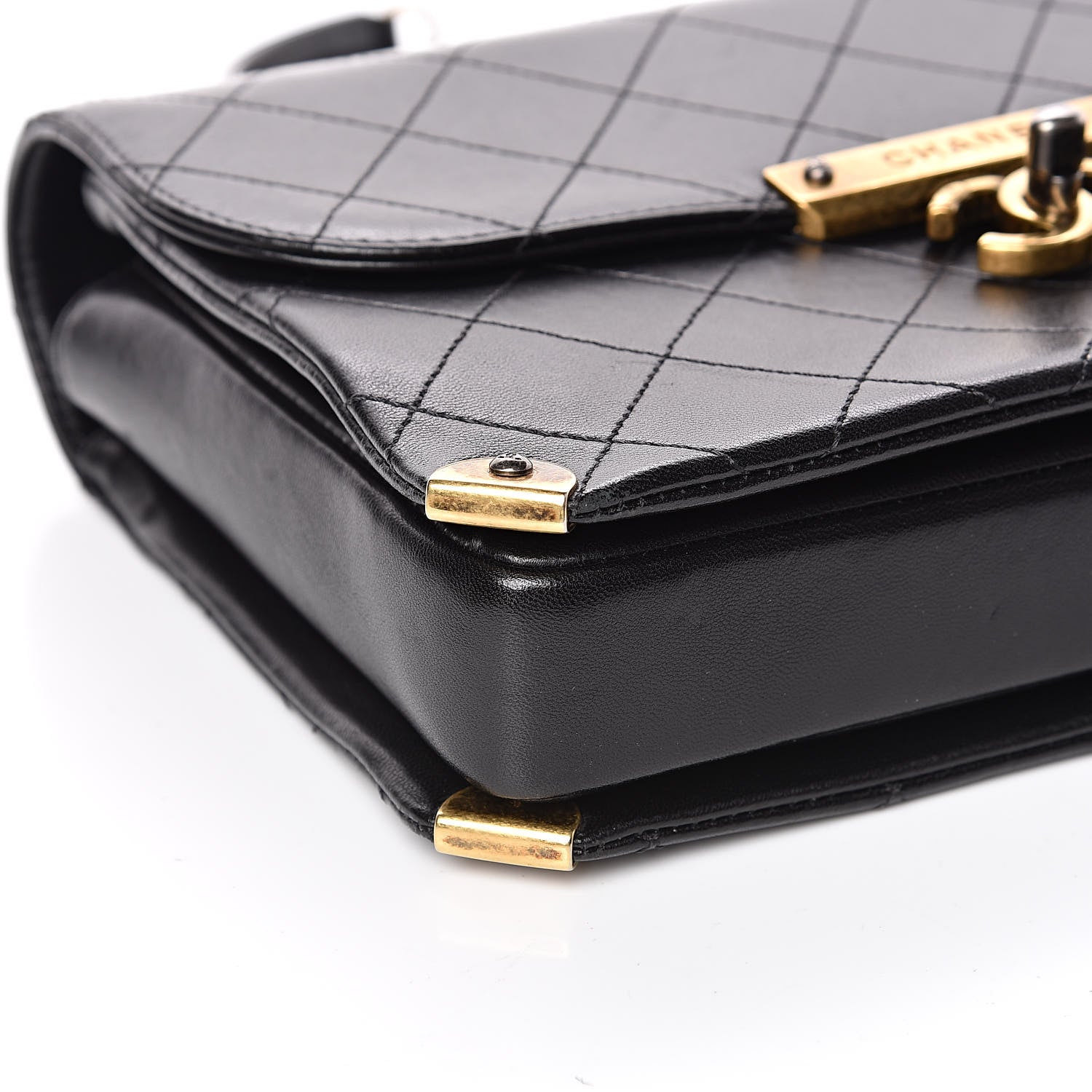 Chanel Shiny Lambskin Quilted Around The Corner Flap Black 8 of 10
