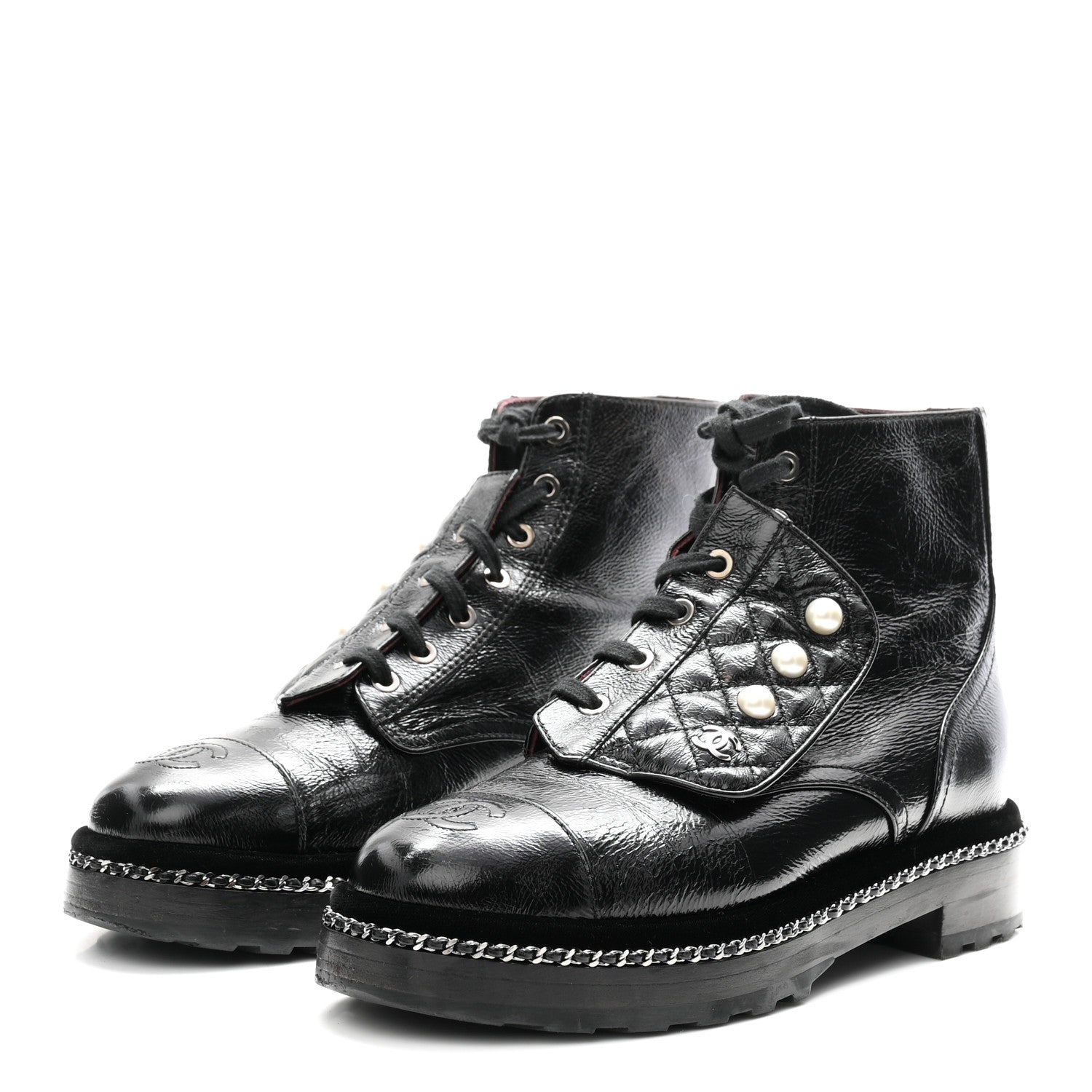シャネル ショート 38 Chanel Crackled Calfskin Velvet Pearl Combat Short Boots 38 Black