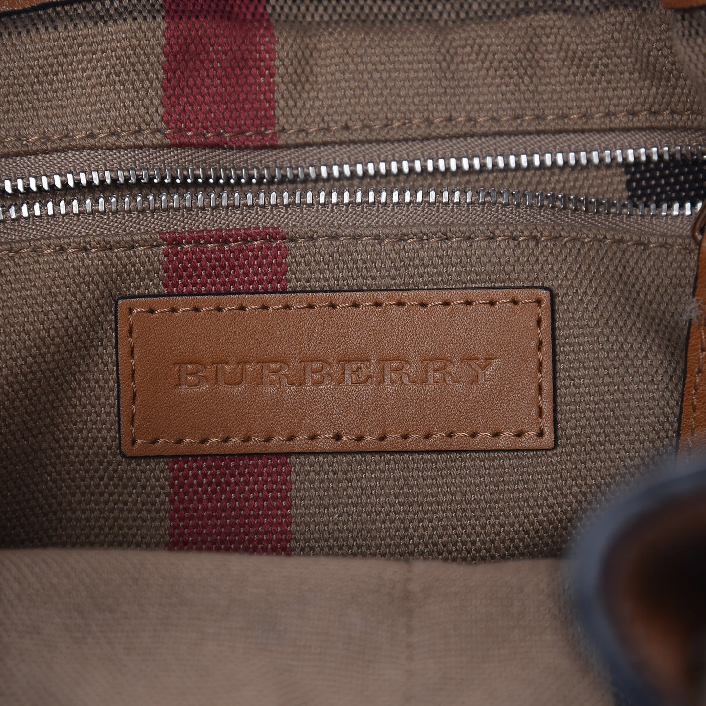 Grainy Calfskin House Check Small Maidstone Saddle Brown