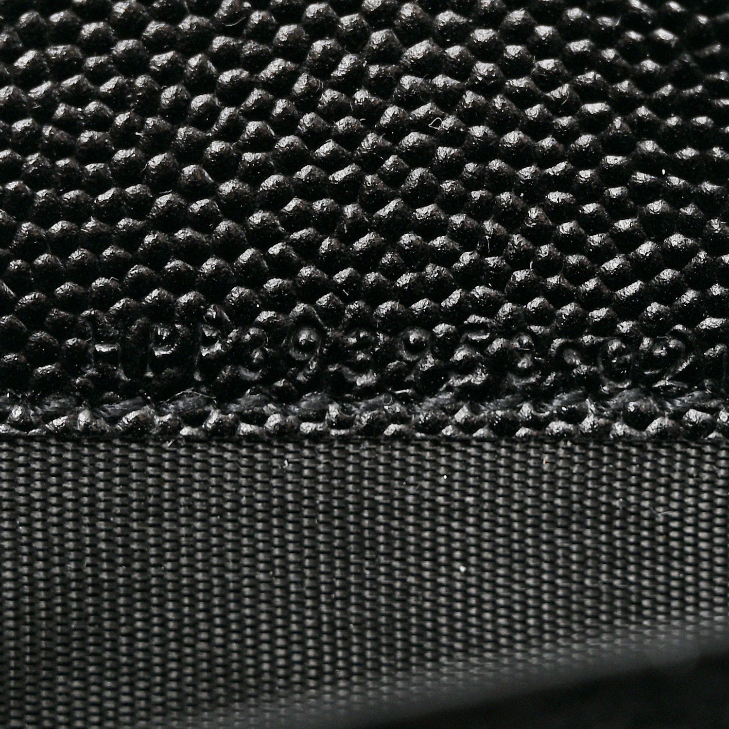 Saint Laurent Grain De Poudre Matelasse Chevron Monogram Monochrome Envelope Chain Wallet Black 8 of 12