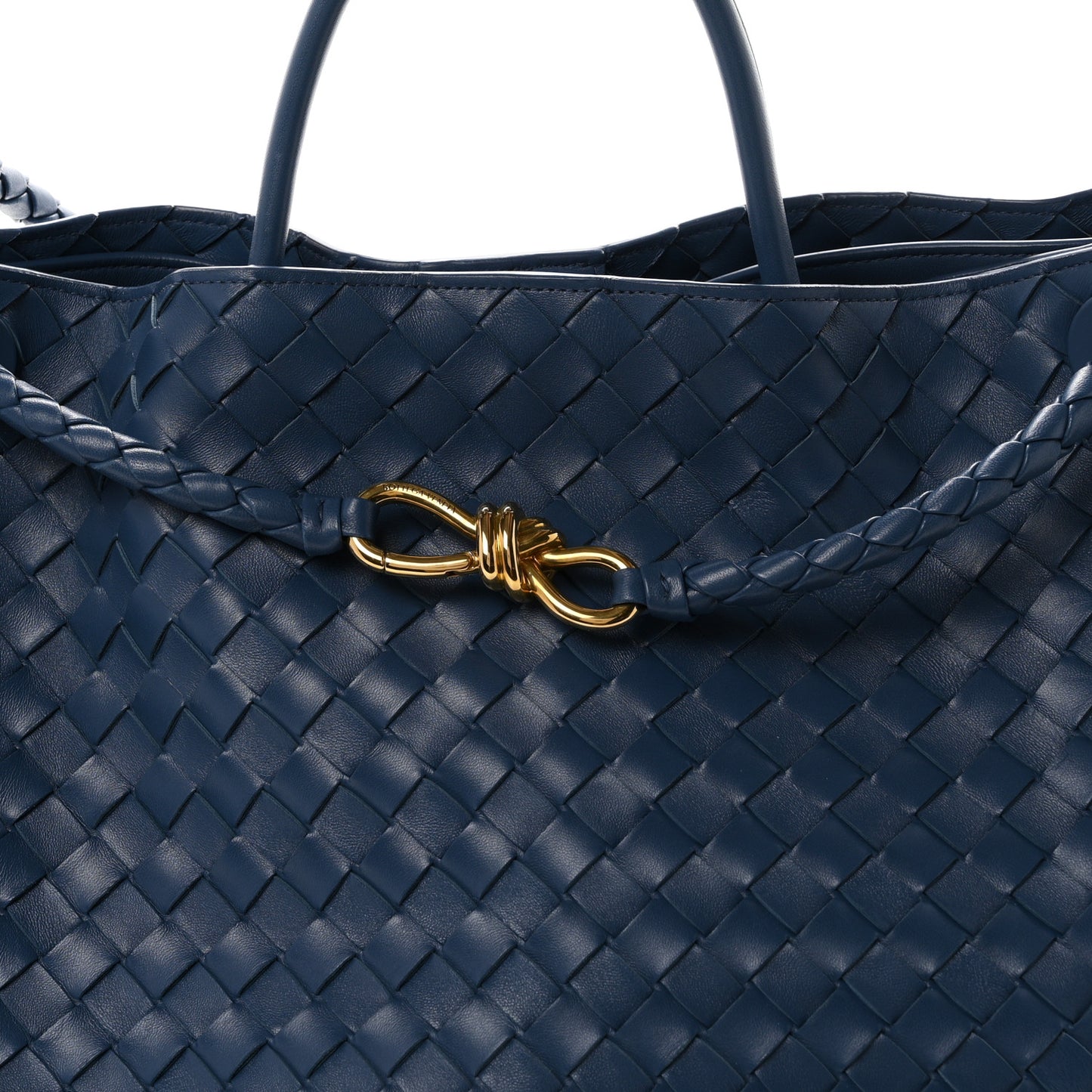 Nappa Intrecciato Large Andiamo Shoulder Bag Venezia