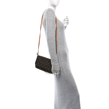 Louis Vuitton Monogram Favorite MM 2 of 10