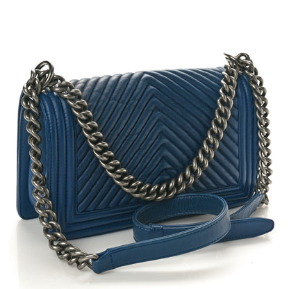 Chanel Wrinkled Lambskin Chevron Quilted Medium Boy Flap Navy 3 of 10