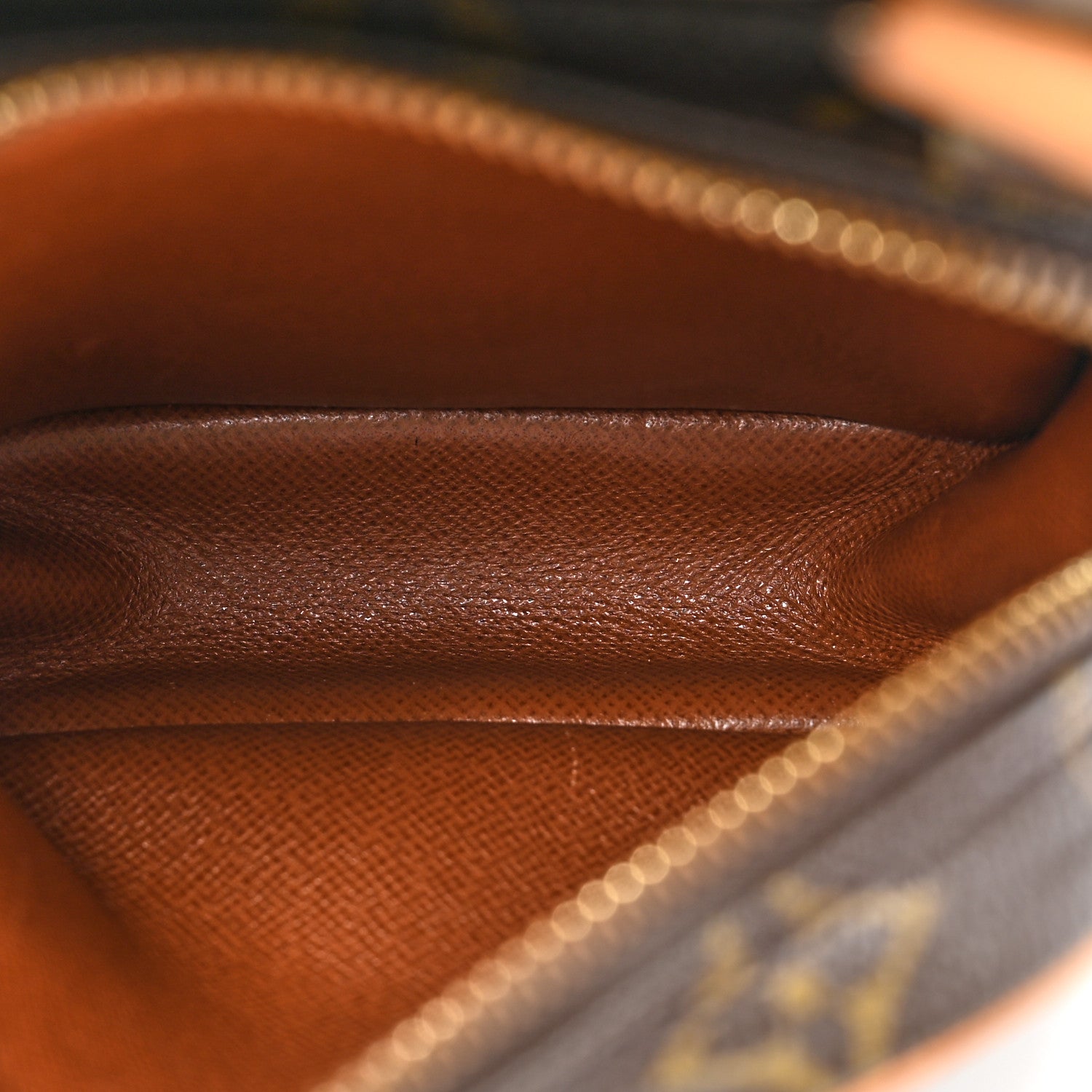 Louis Vuitton Monogram Amazone PM 5 of 19
