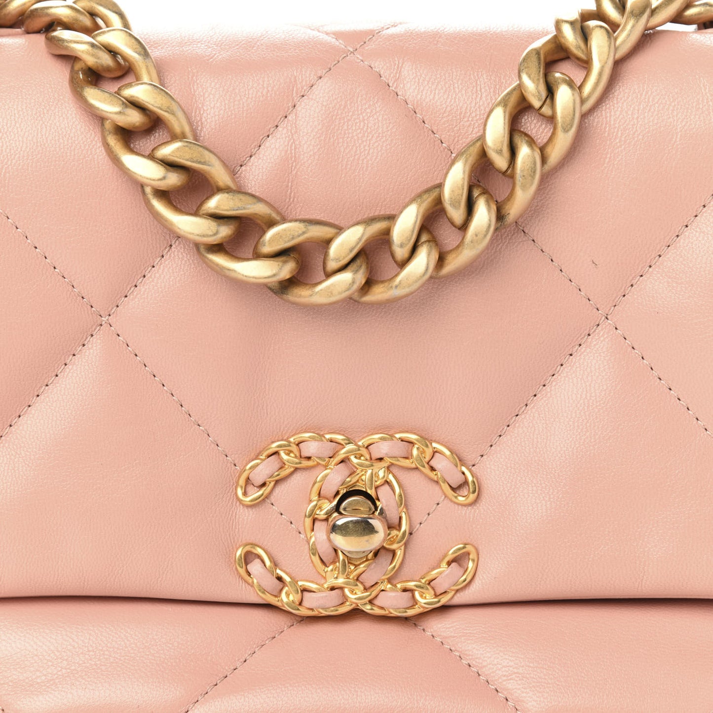 Goatskin Quilted Medium 19 Flap Light Pink