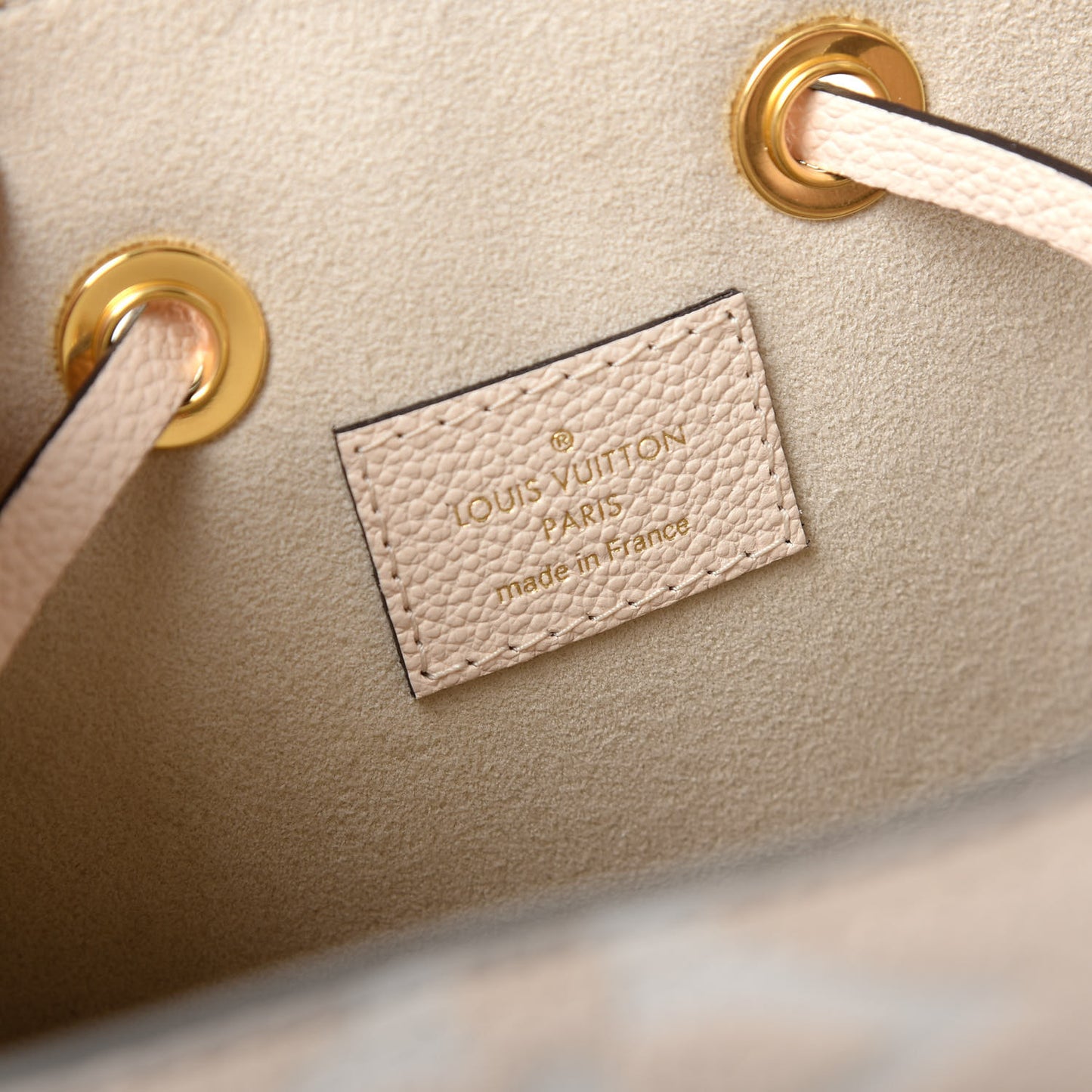 Empreinte Monogram Giant By The Pool Neonoe BB Cream Saffron