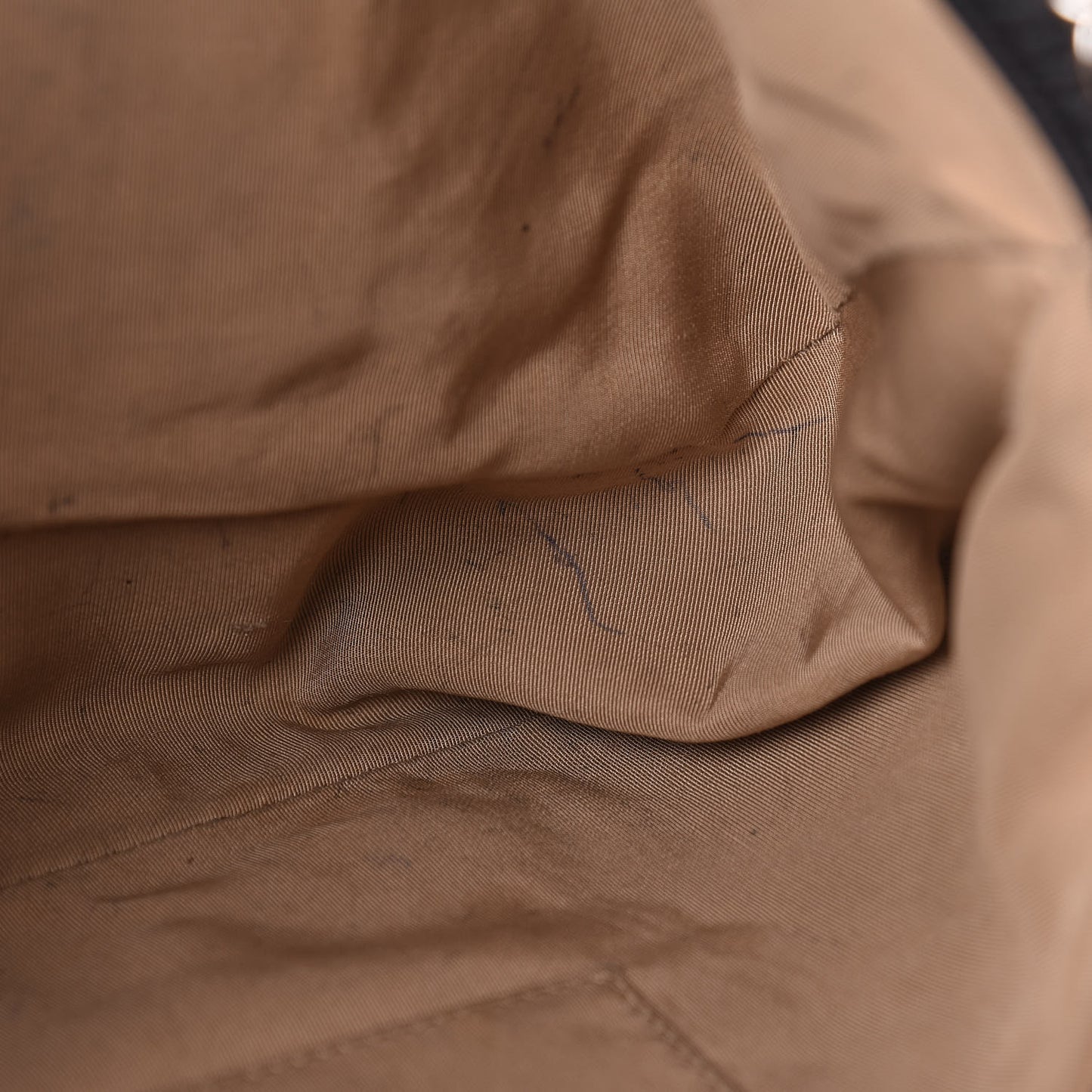 Caviar Quilted Expandable Zip Shoulder Bag Black