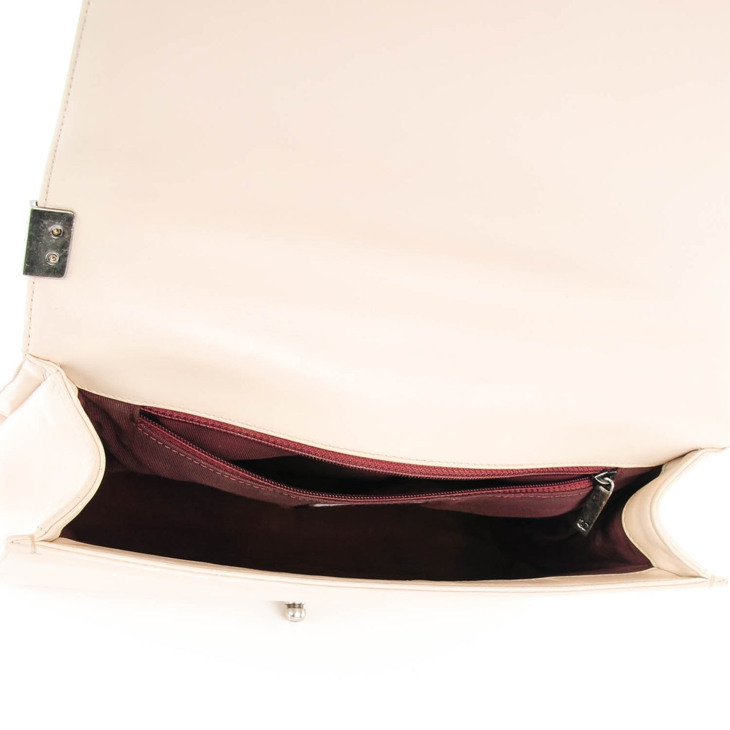 Wrinkled Lambskin Chevron New Medium Boy Flap Beige