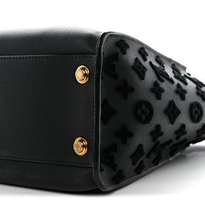Louis Vuitton Calfskin Monogram Tufting On My Side Black 9 of 10