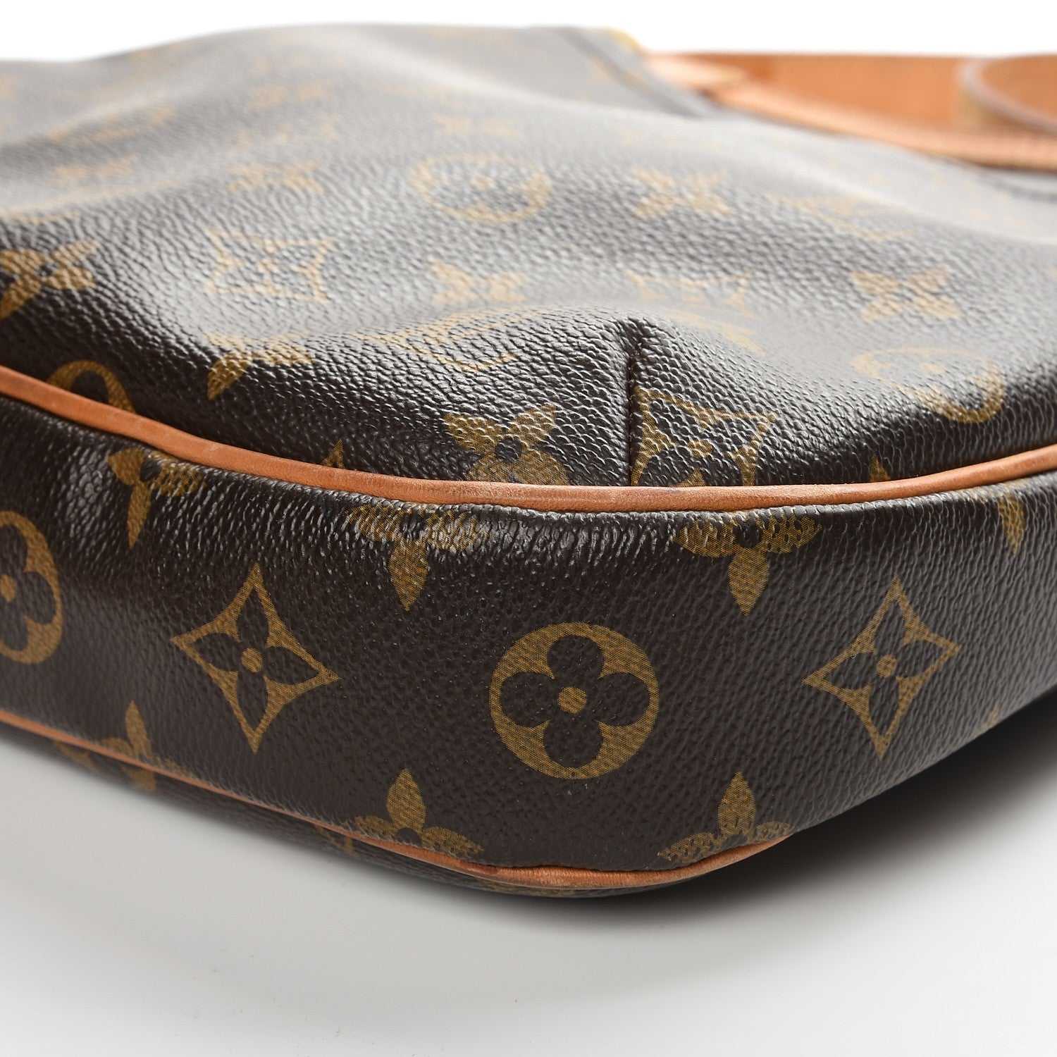 Louis Vuitton Monogram Odeon PM 12 of 16