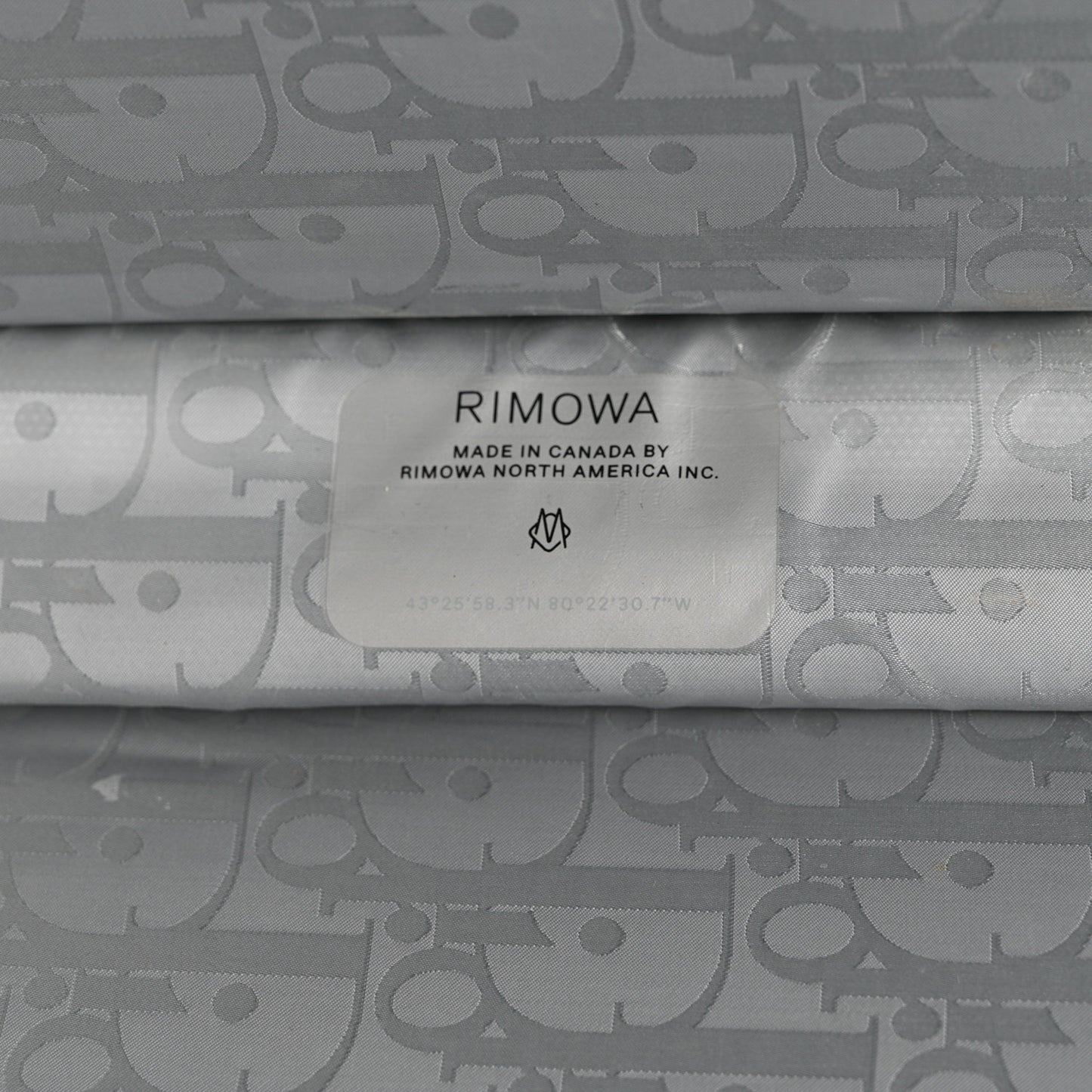X RIMOWA Aluminum Gradient Cabin Luggage Blue Multi