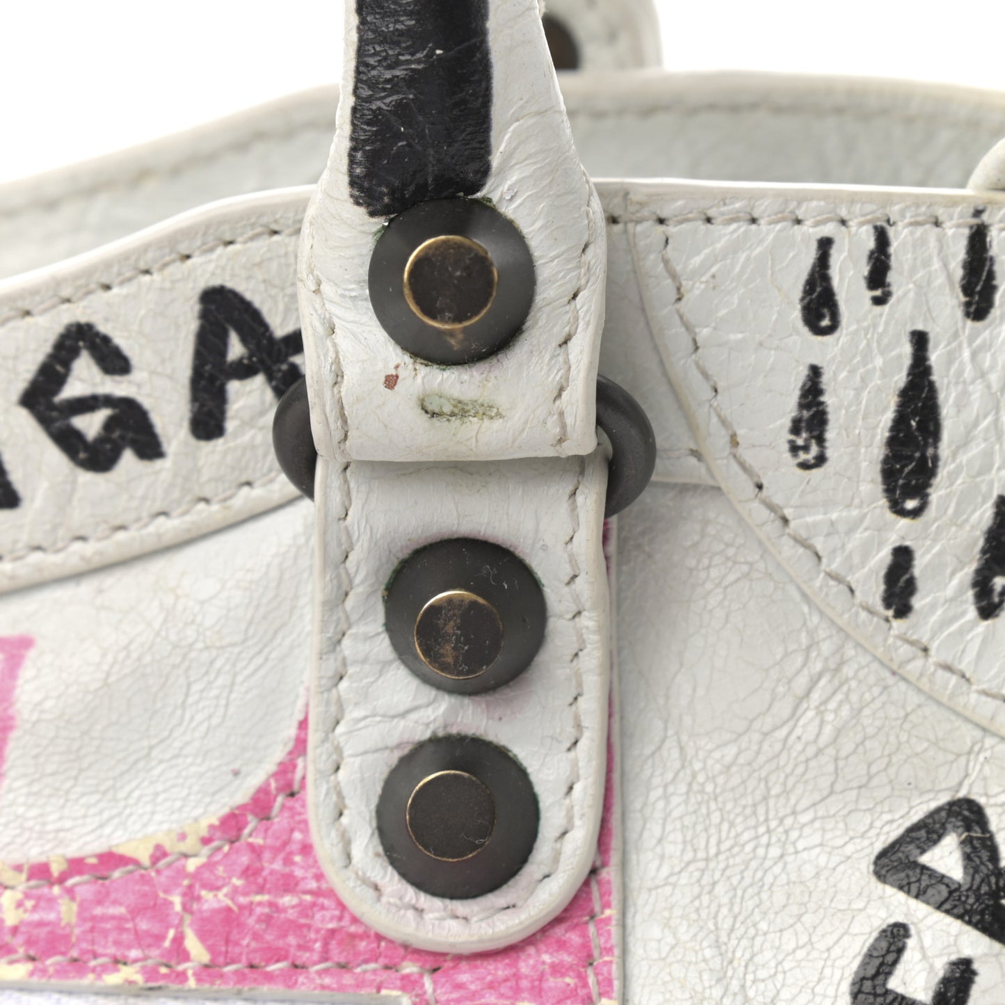 Agneau Graffiti All Over Classic Hardware Mini City White Multicolor
