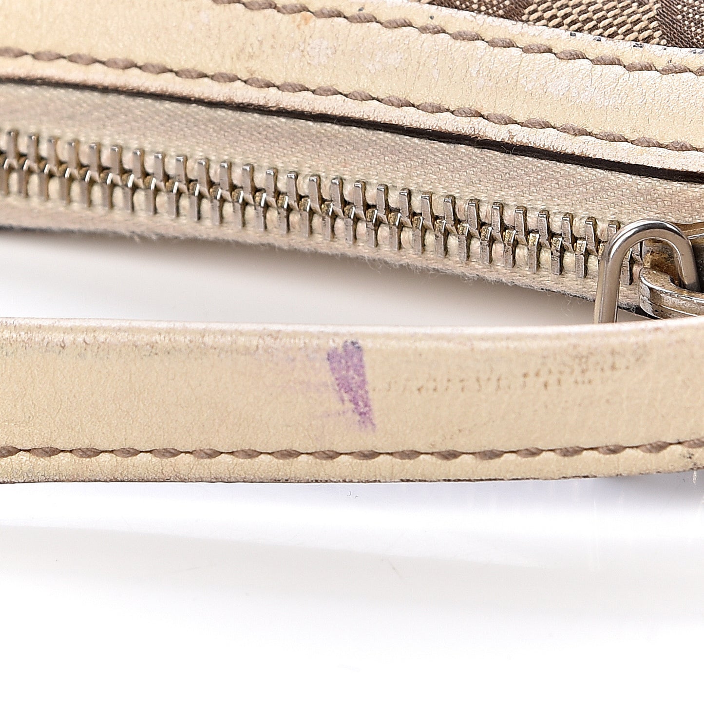 Monogram Medium New Britt Hobo Off White