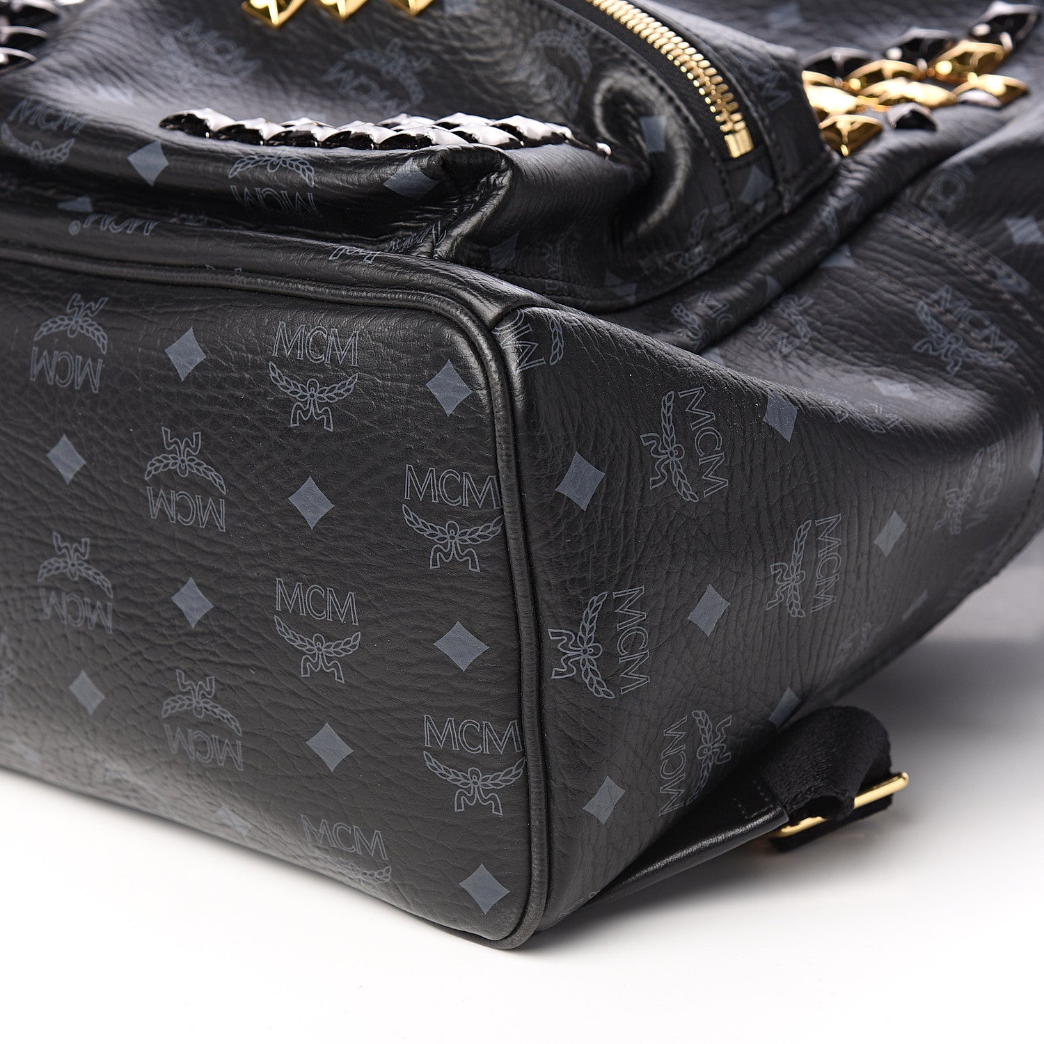 MCM Visetos Studded Medium Stark M Backpack Black 8 of 9