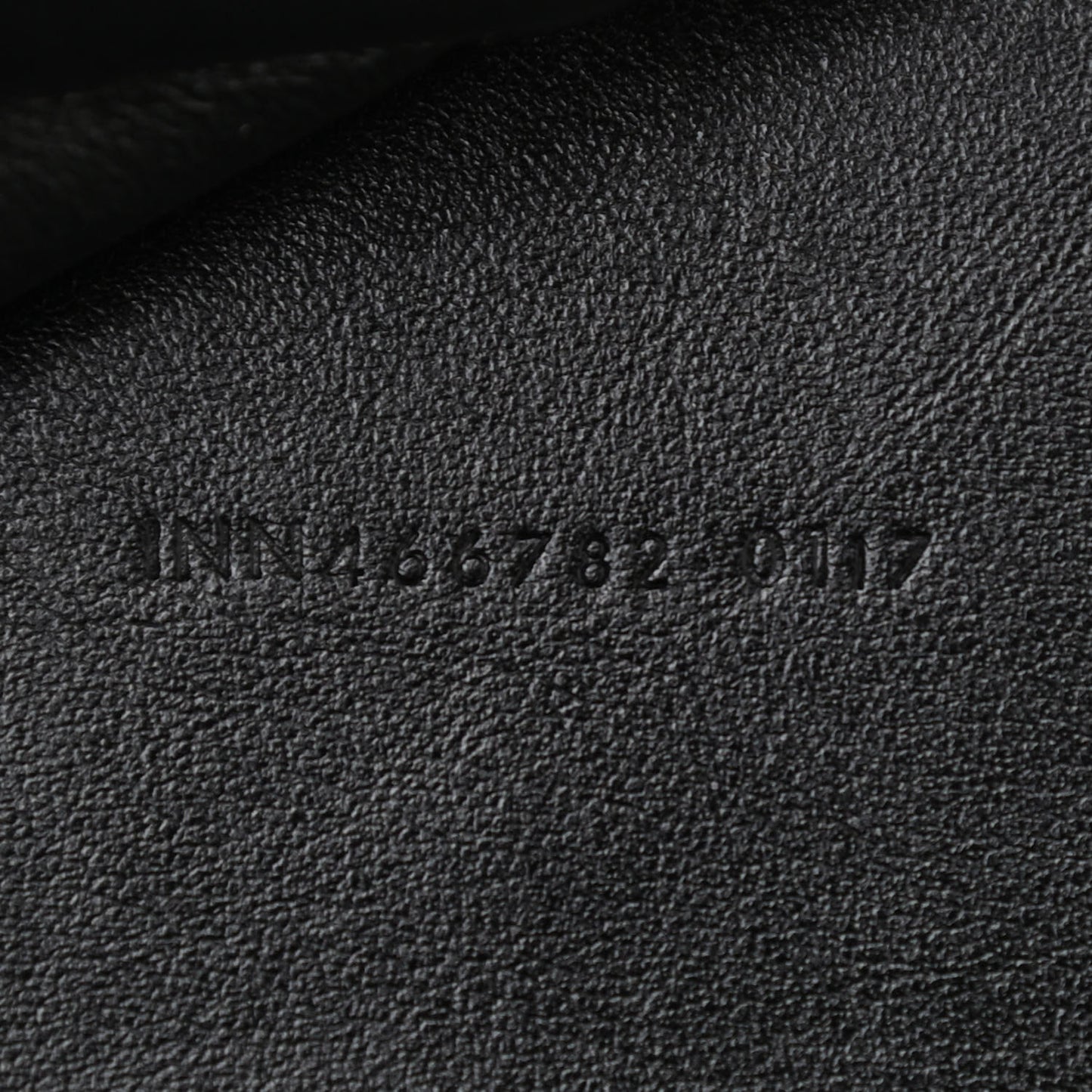 Grain De Poudre Matelasse Chevron Small Monogram Passport Case Black