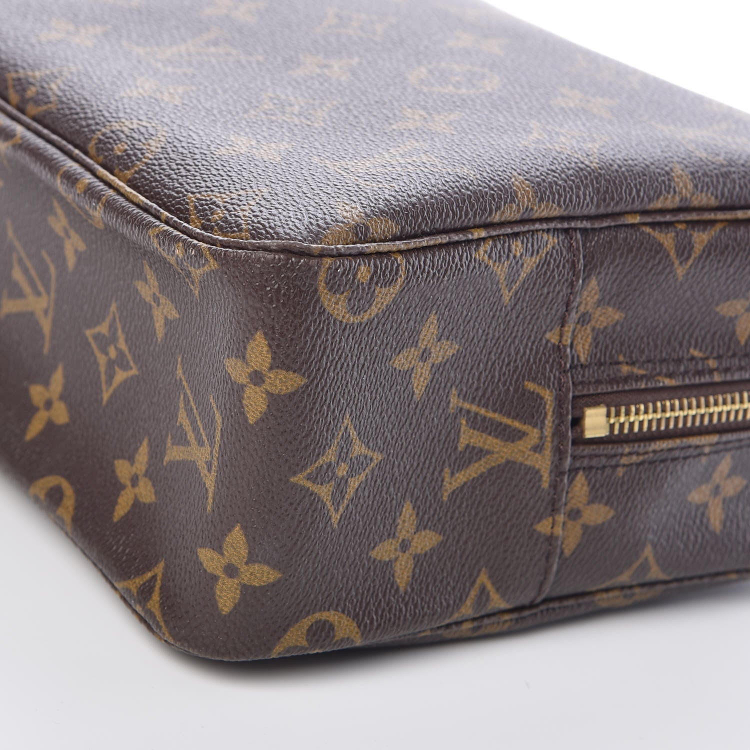Louis Vuitton Monogram Trousse Toilette 28 9 of 9