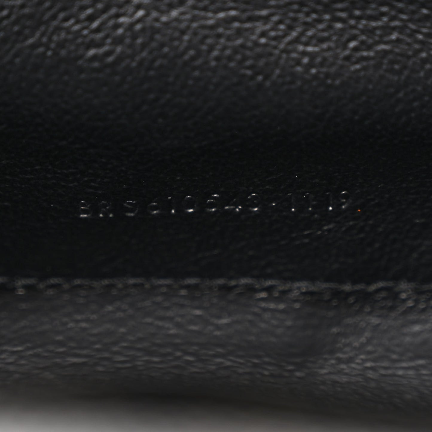 Grain De Poudre Matelasse Chevron Monogram Chain Wallet Black