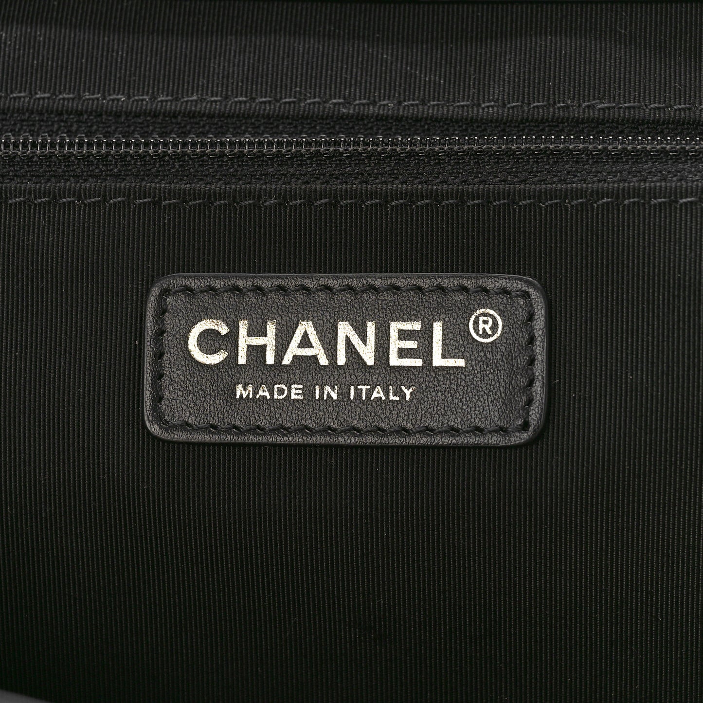 Bullskin Stitched Medium Shopping Bag Black