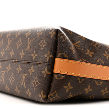 Louis Vuitton Monogram Vagabond Hobo 9 of 10