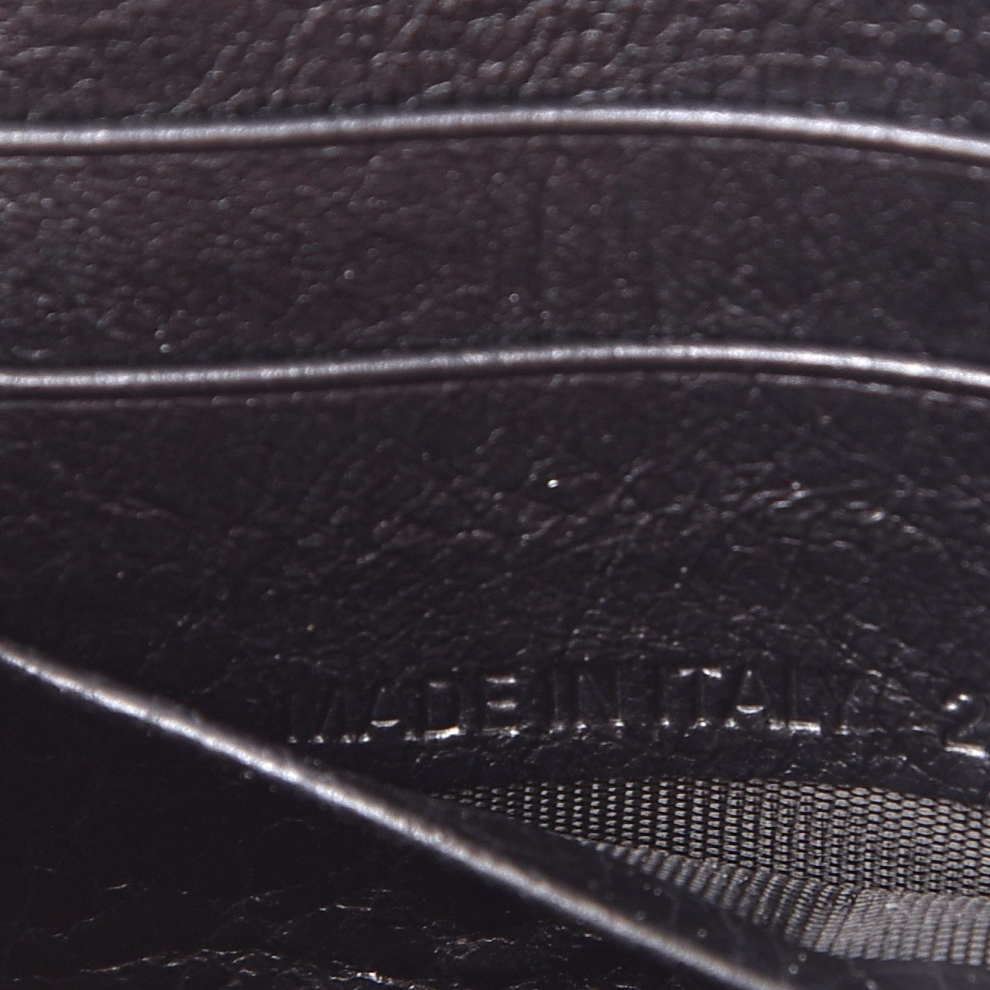 Agneau Arena Graffiti All Over Classic Hardware Continental Zip Around Wallet Black White