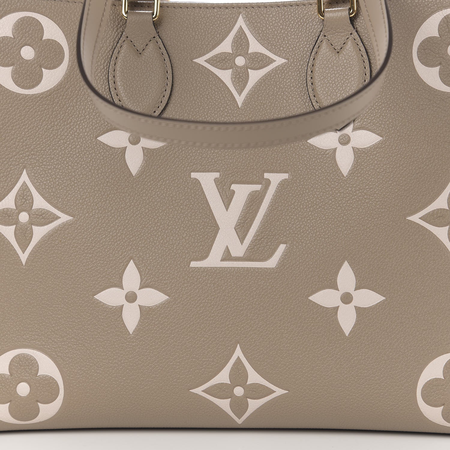 Louis Vuitton Empreinte Monogram Giant Onthego MM Tourterelle Creme 11 of 11
