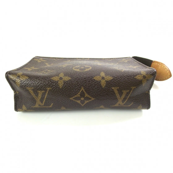 Louis Vuitton Monogram Toiletry Pouch 15 4 of 8