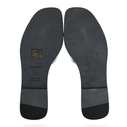 Hermes Calfskin Peinture Fraiche Oran Sandals 38 White Black 5 of 8
