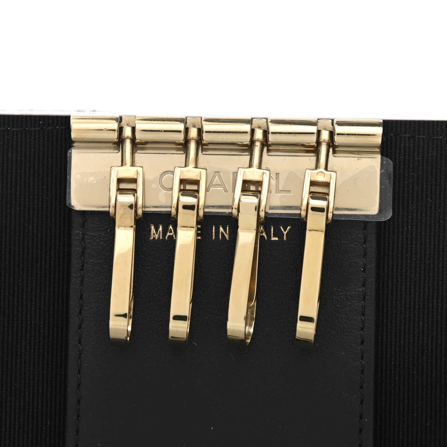 Caviar Embossed Camellia 4 Key Holder Case Black