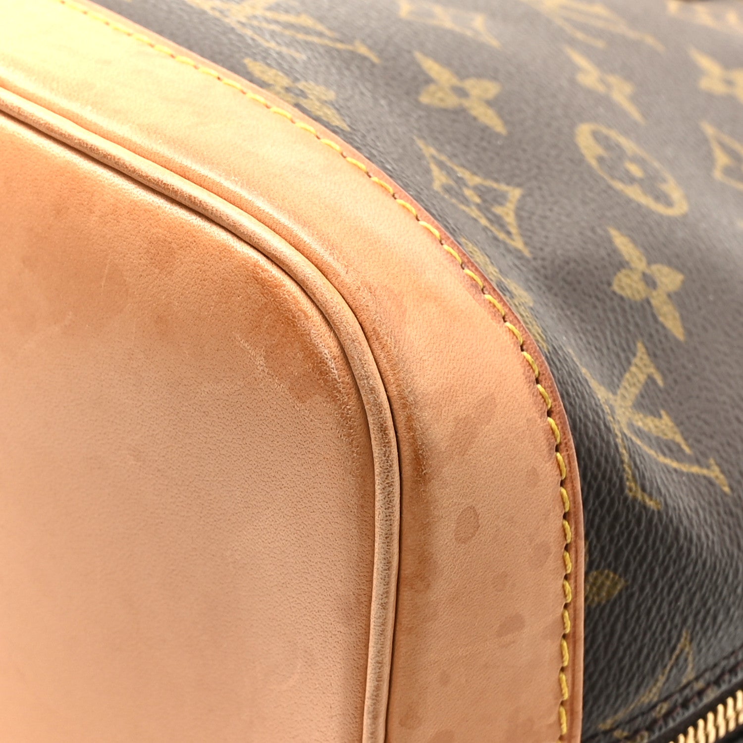 Louis Vuitton Monogram Alma PM 9 of 11