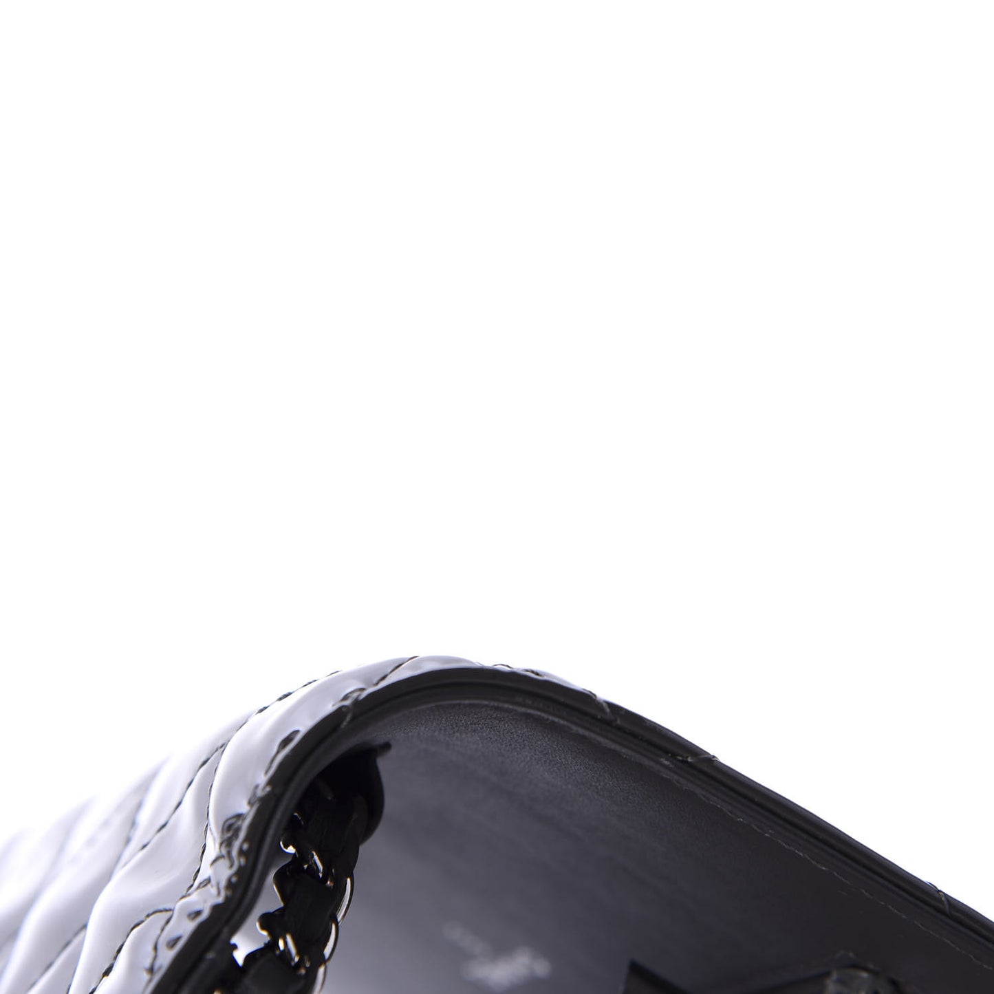 Patent Quilted Wallet On Chain WOC Black